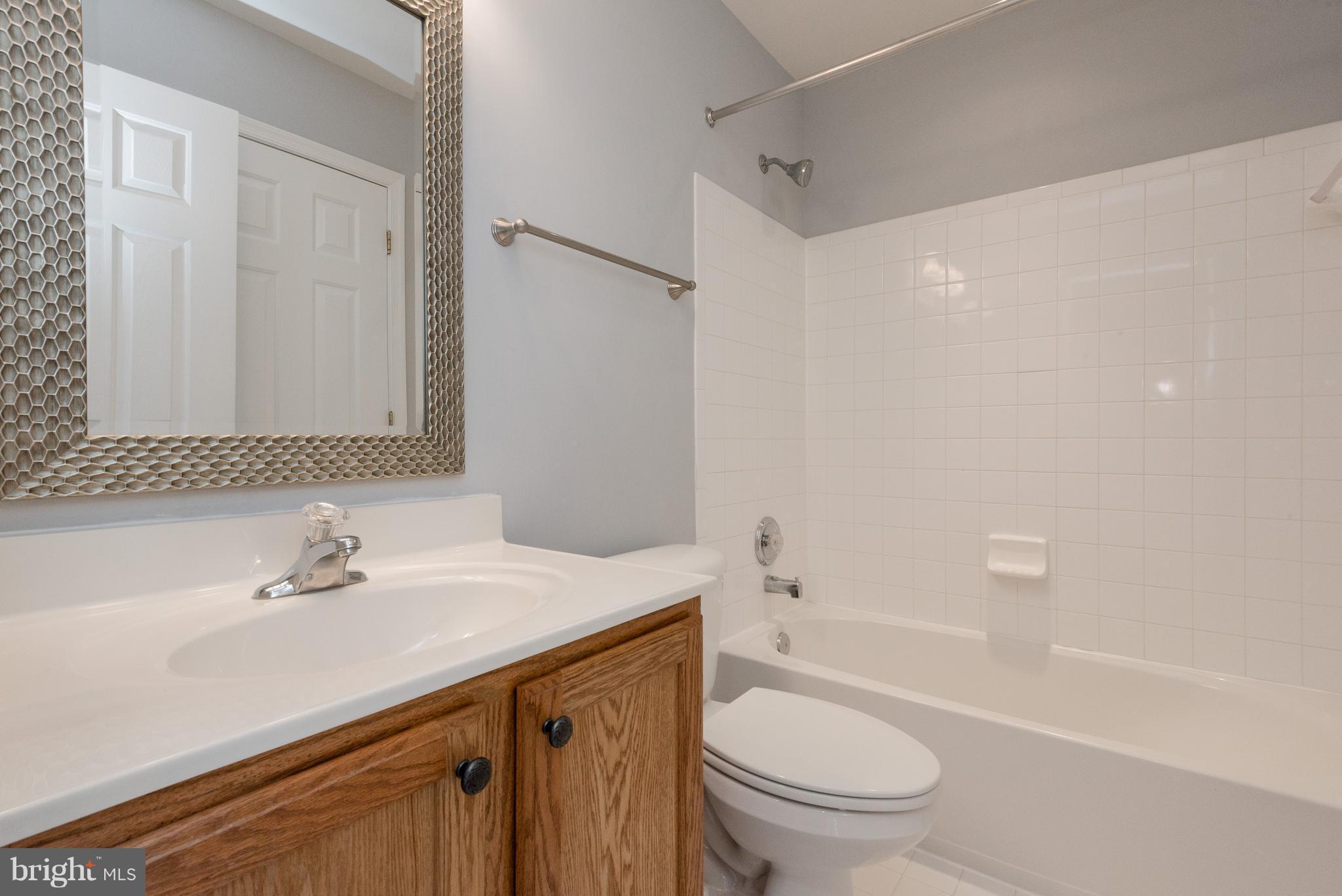 PINEY ORCHARD - Residential