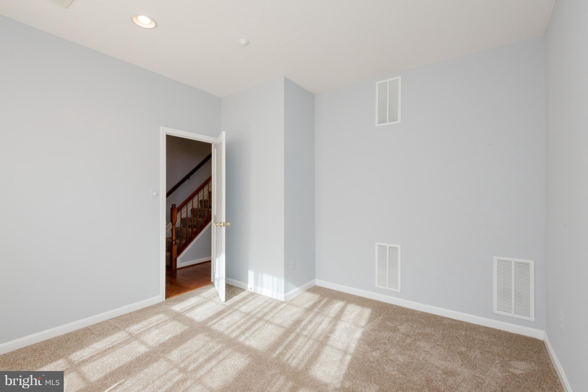 PINEY ORCHARD - Residential