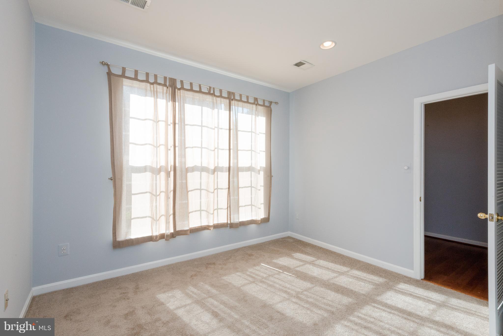 PINEY ORCHARD - Residential