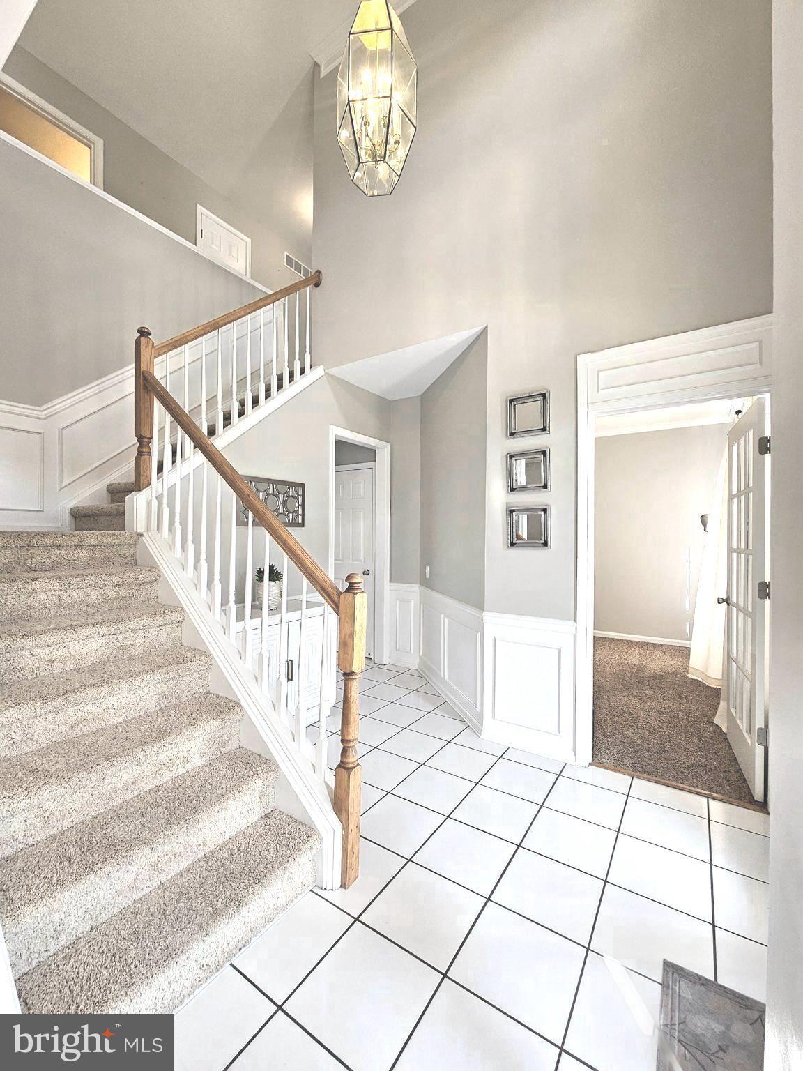 116 E MINGLEWOOD DRIVE