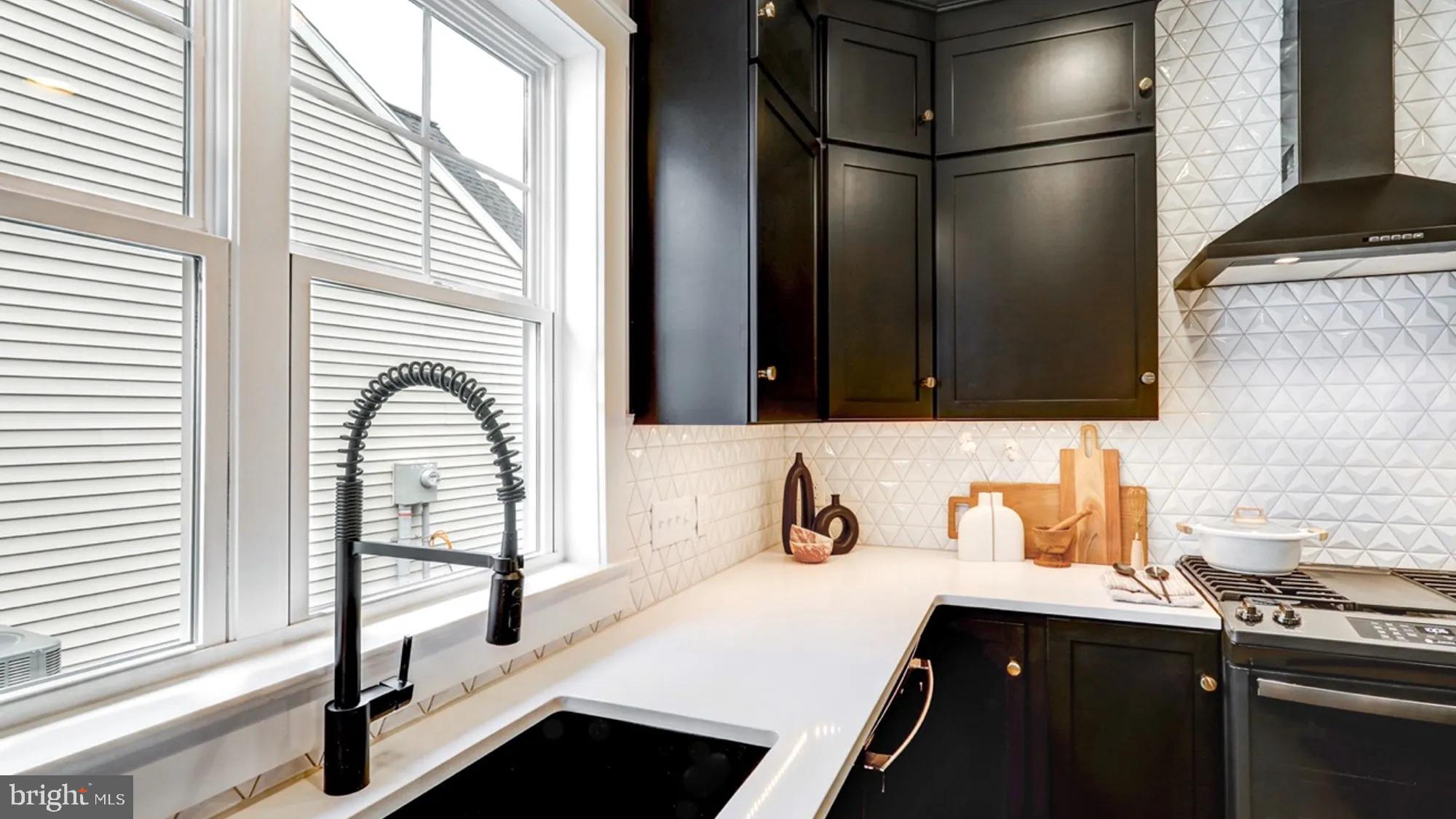 WAYFIELD AT ANNIVILLE - Residential