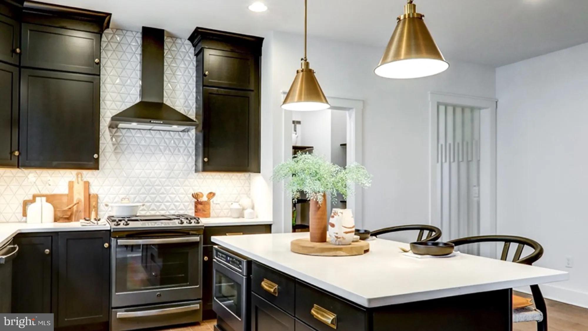 WAYFIELD AT ANNIVILLE - Residential