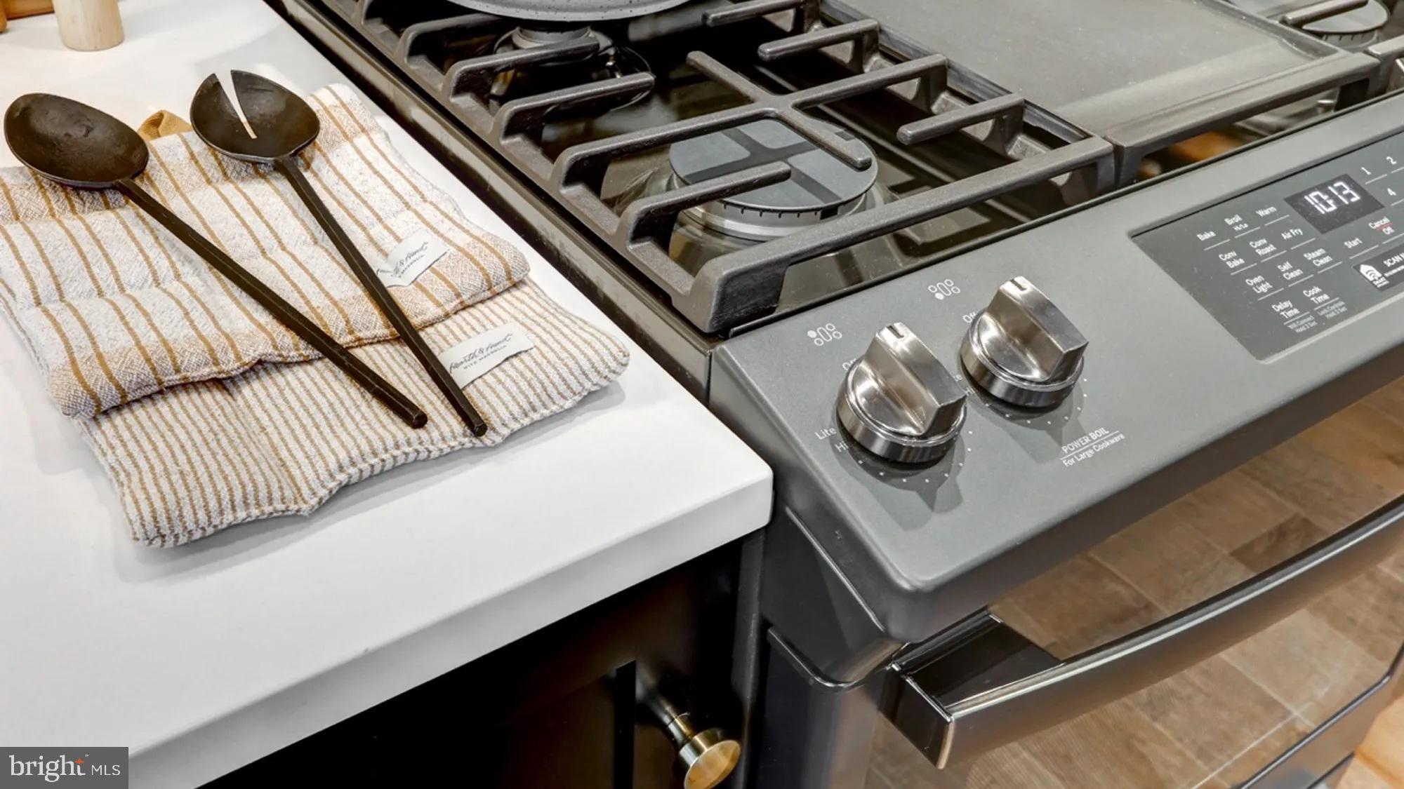 WAYFIELD AT ANNIVILLE - Residential