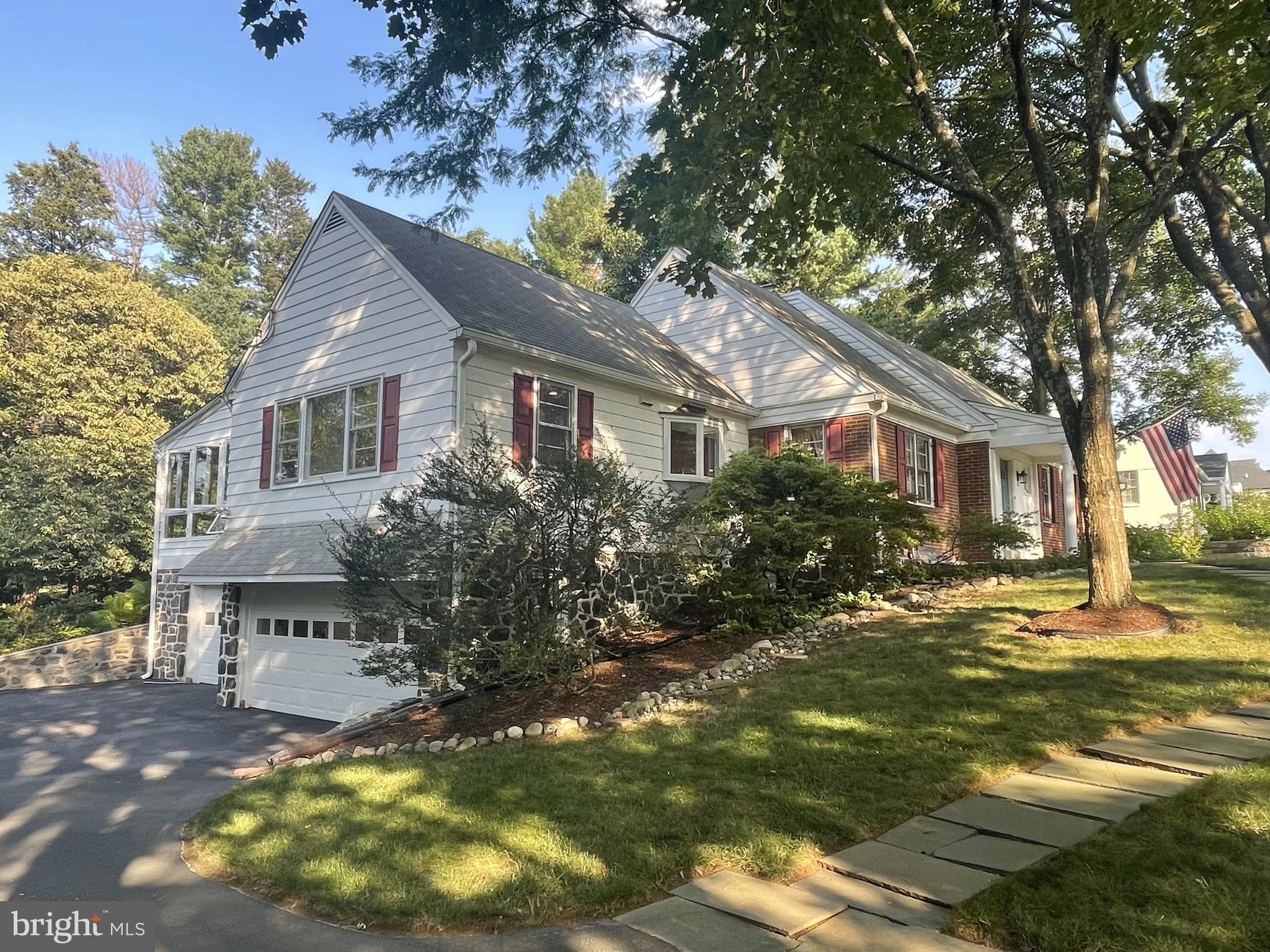 1113 CLUB HOUSE ROAD