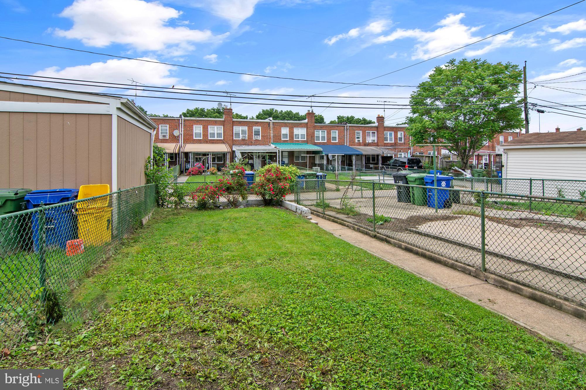 GREEKTOWN - Residential