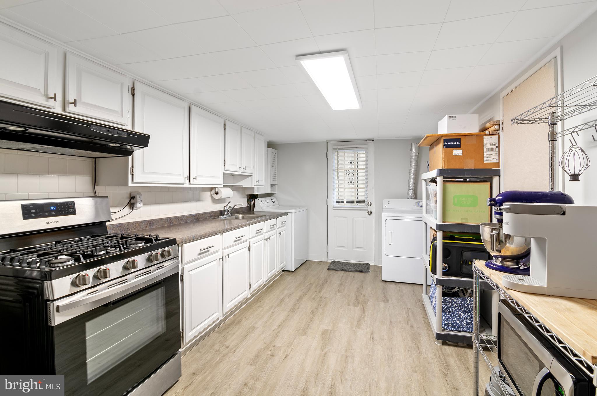 GREEKTOWN - Residential