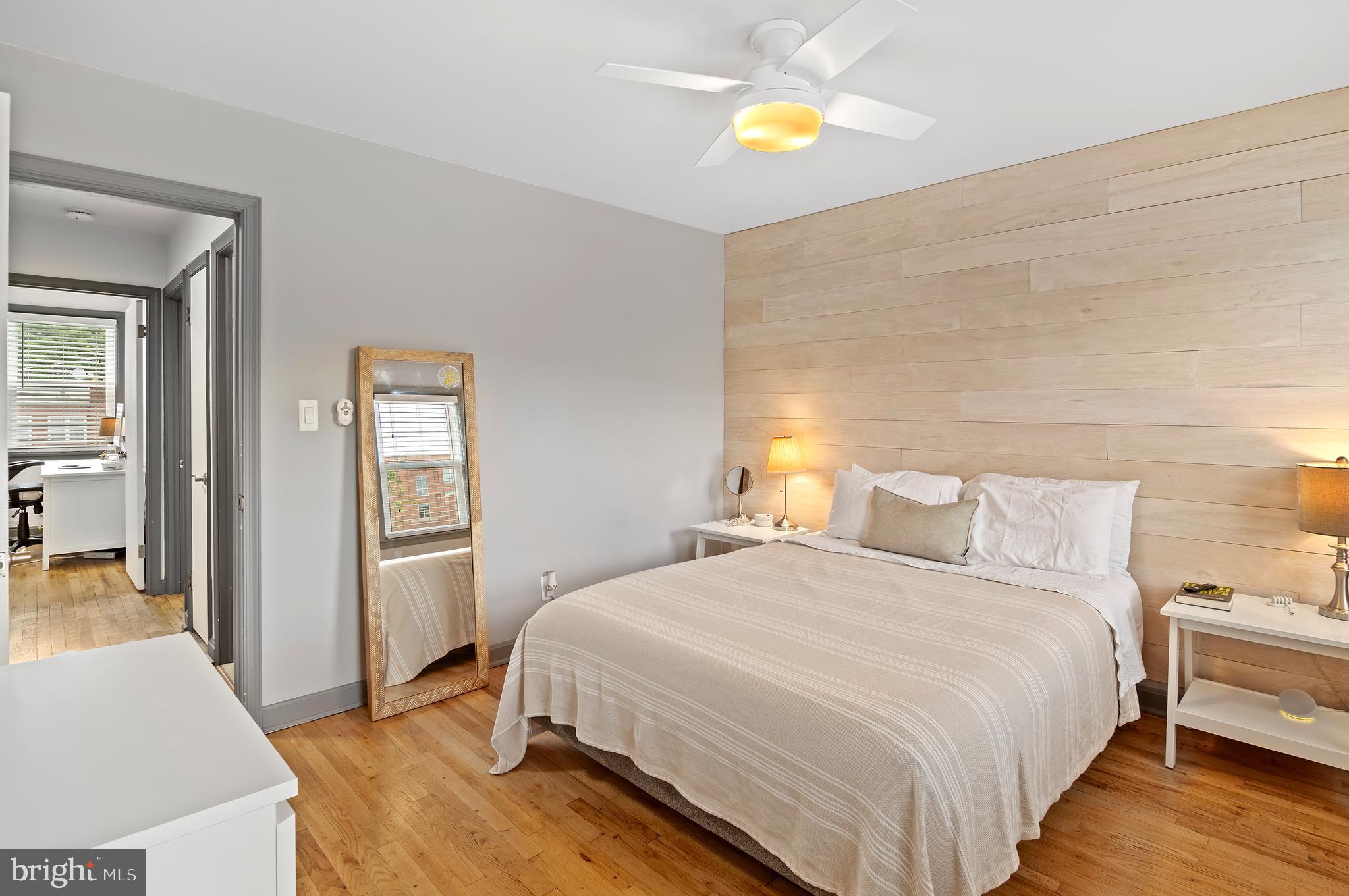 GREEKTOWN - Residential