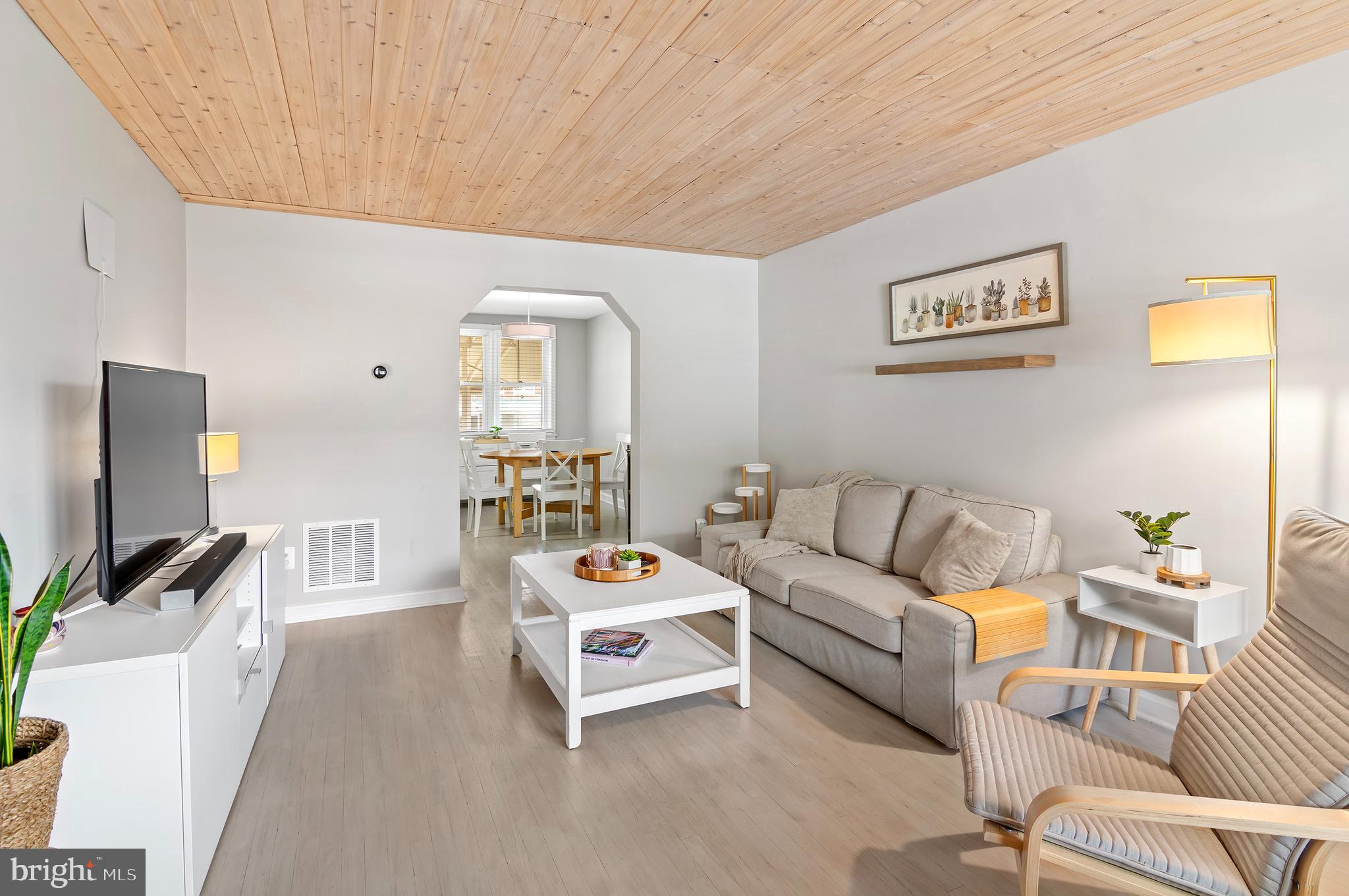 GREEKTOWN - Residential