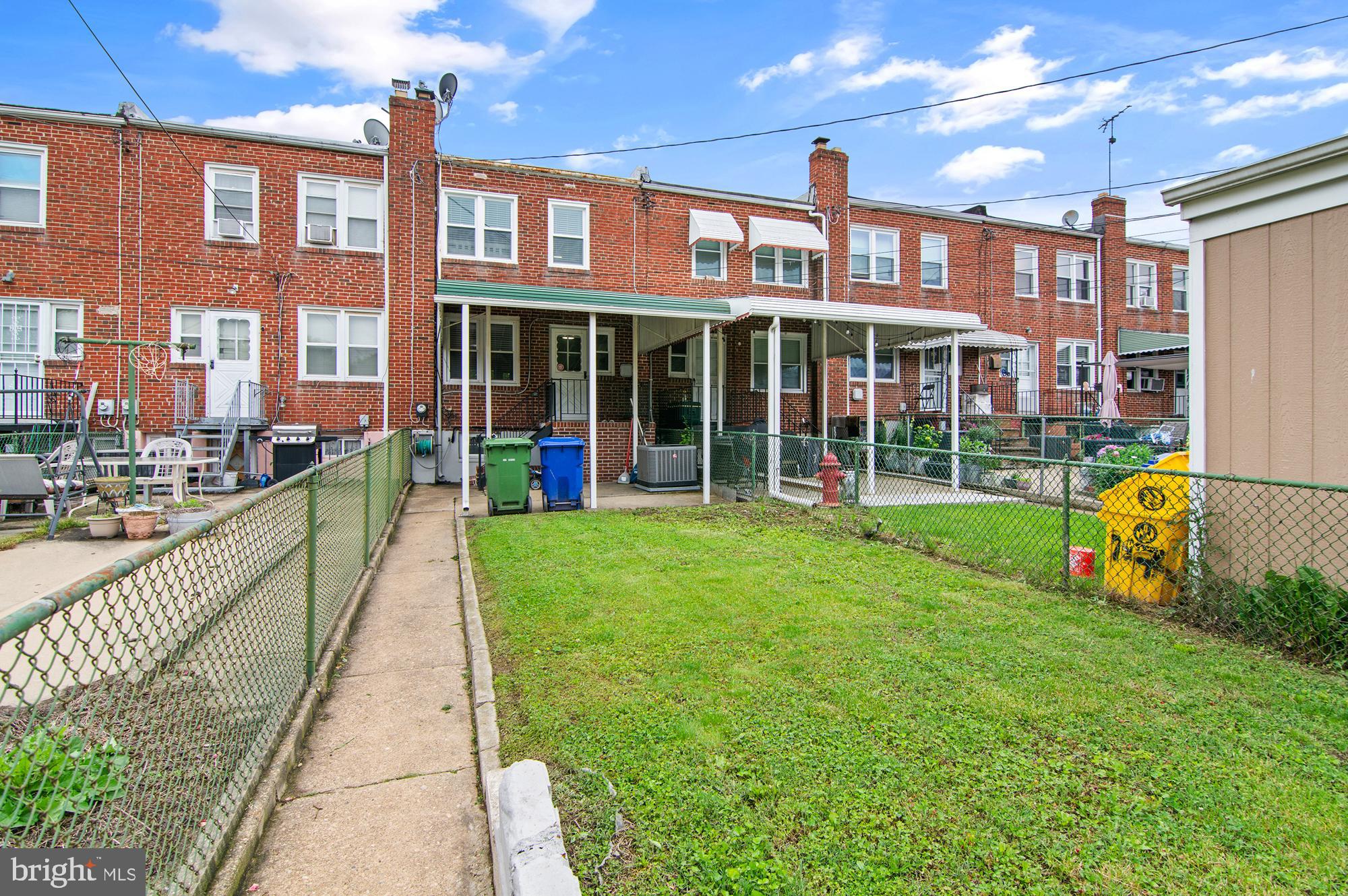 GREEKTOWN - Residential