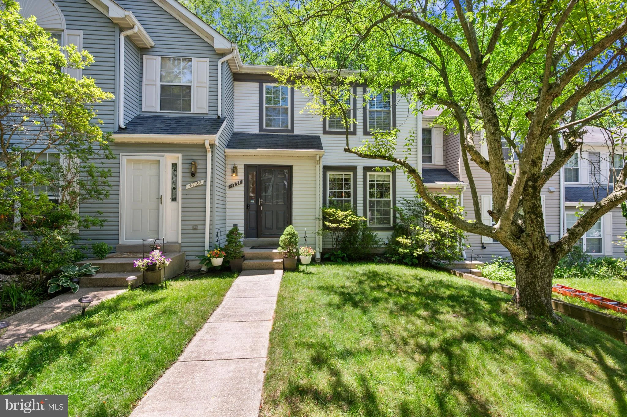 4731 Leyden Way