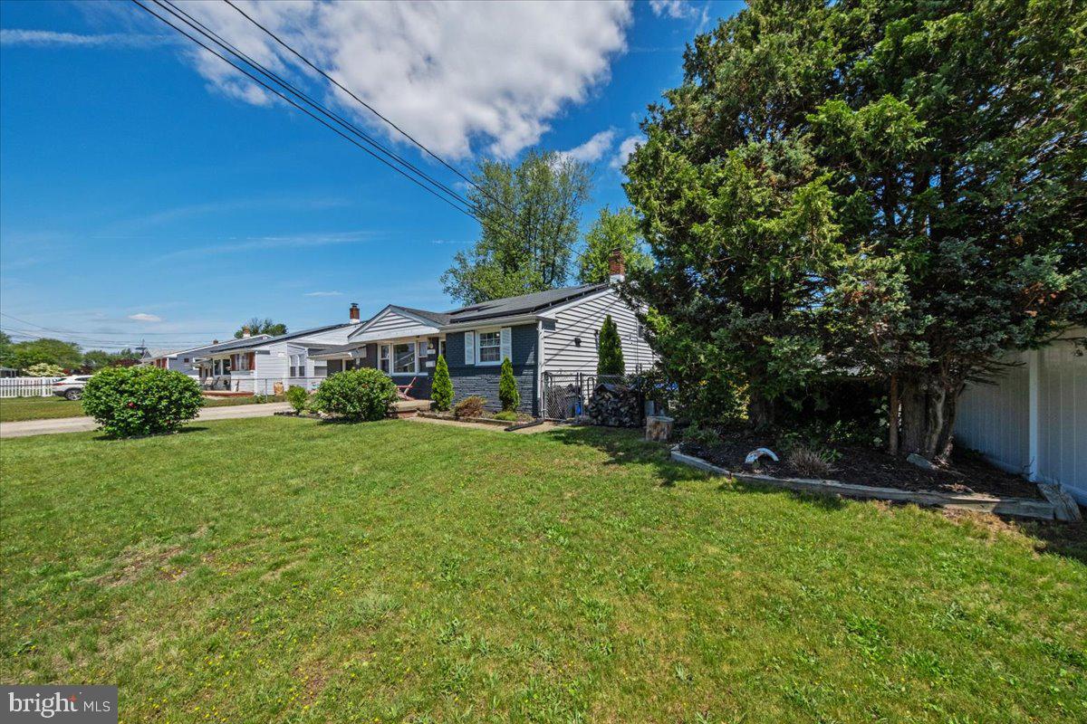 135 SUNNYSIDE LANE