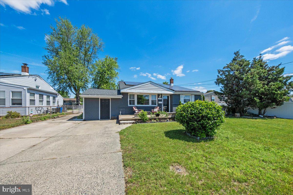 135 SUNNYSIDE LANE