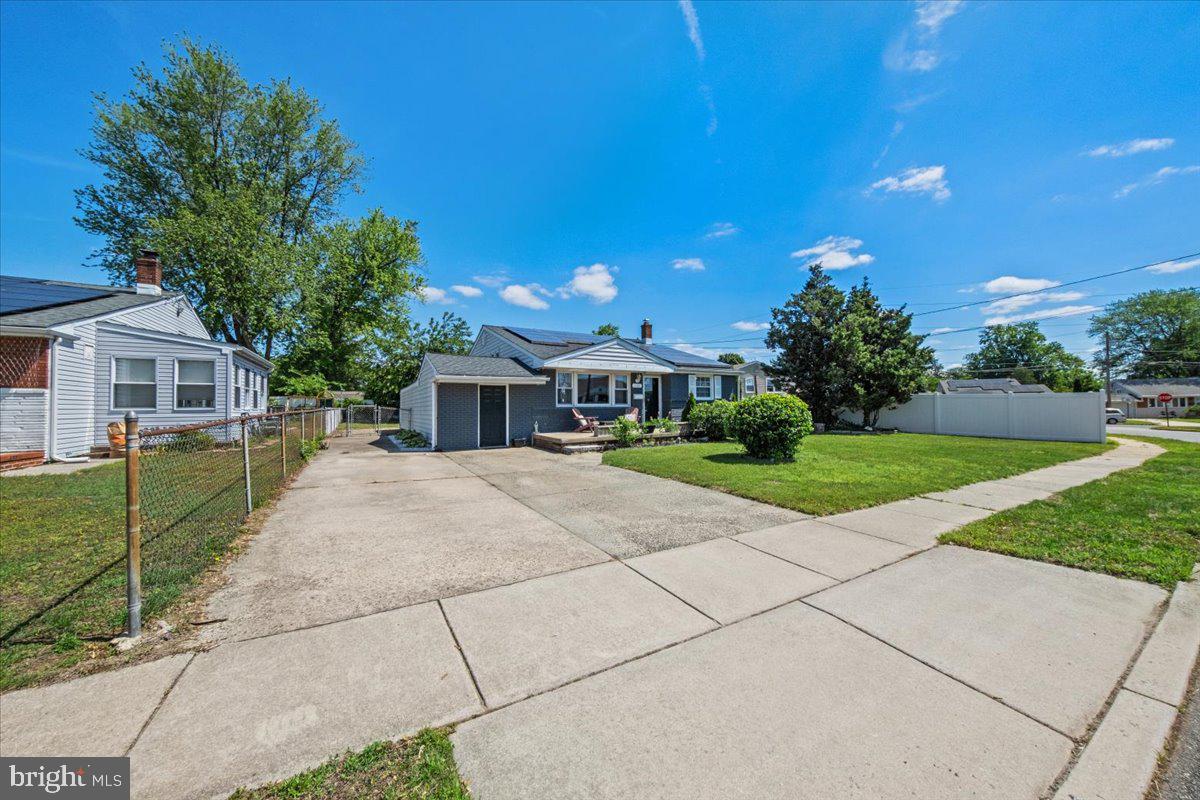 135 SUNNYSIDE LANE