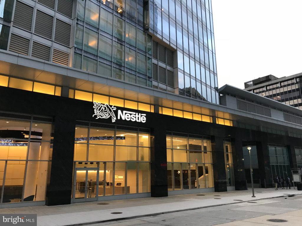 1800 WILSON - Residential