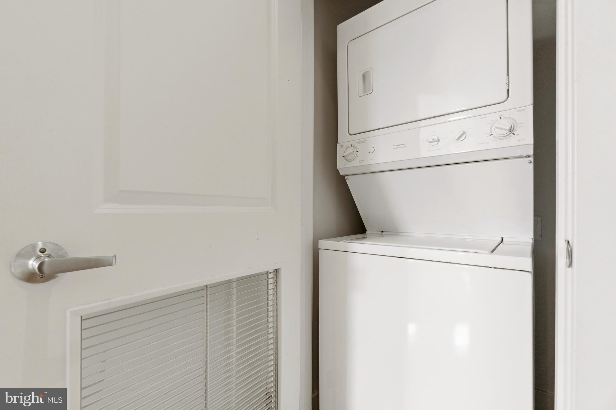 1800 WILSON - Residential