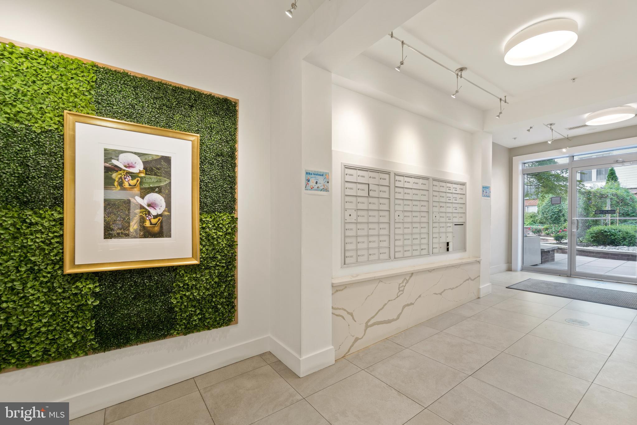 1800 WILSON - Residential