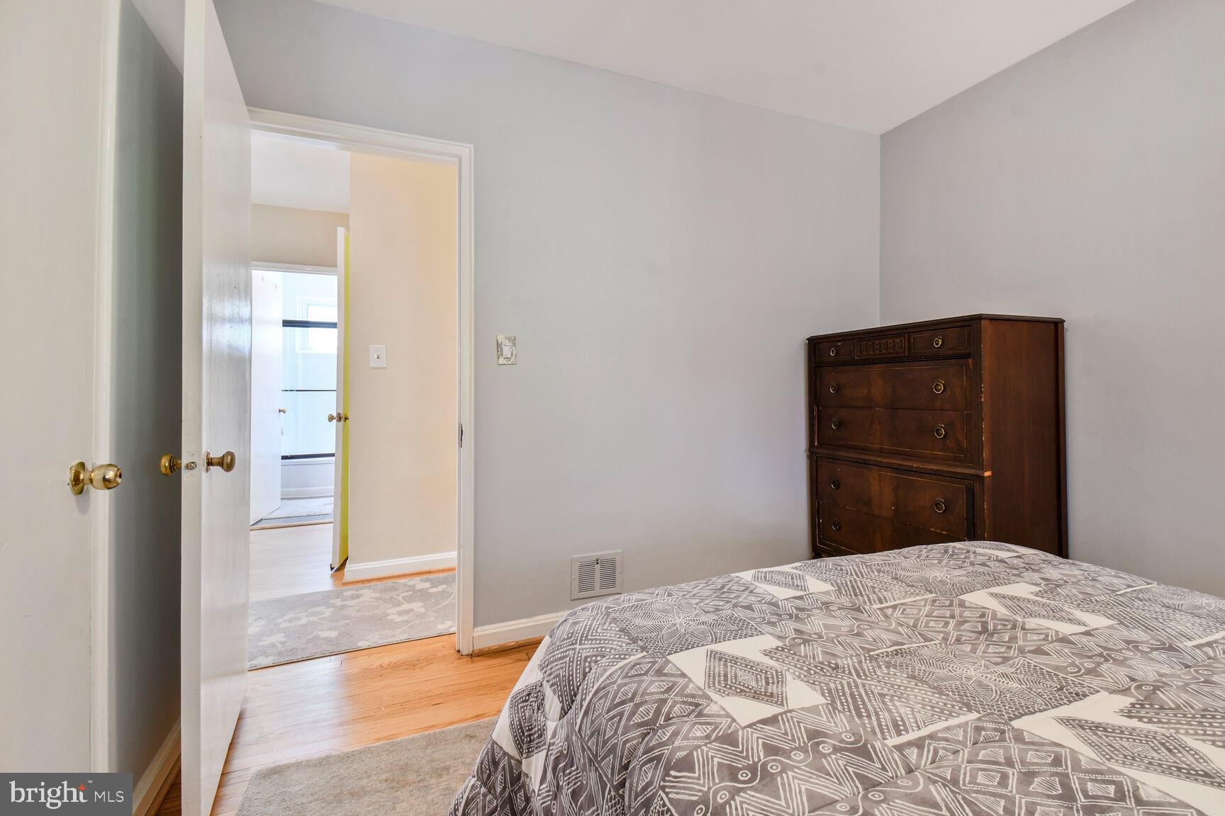 TAKOMA PARK - Residential