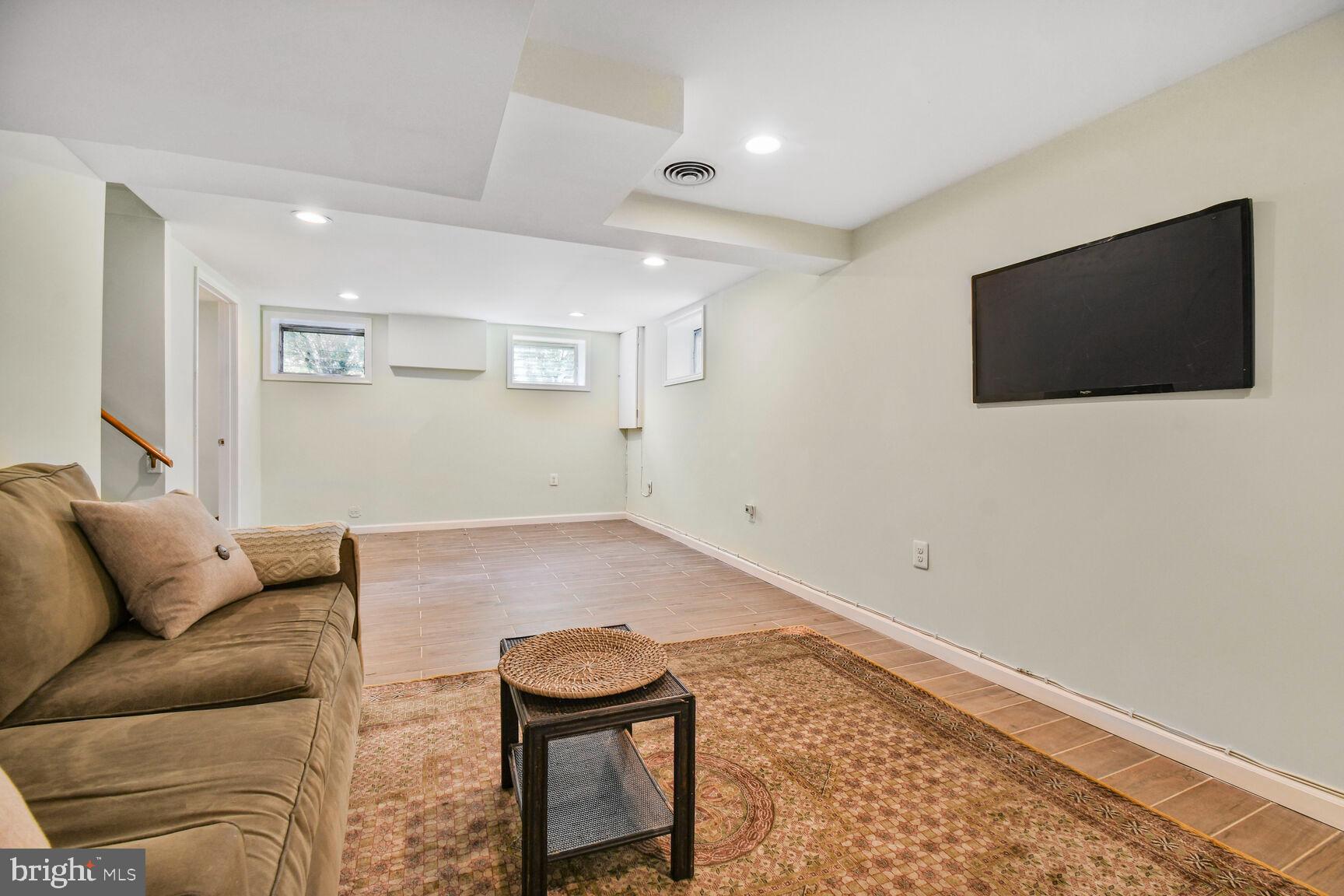 TAKOMA PARK - Residential