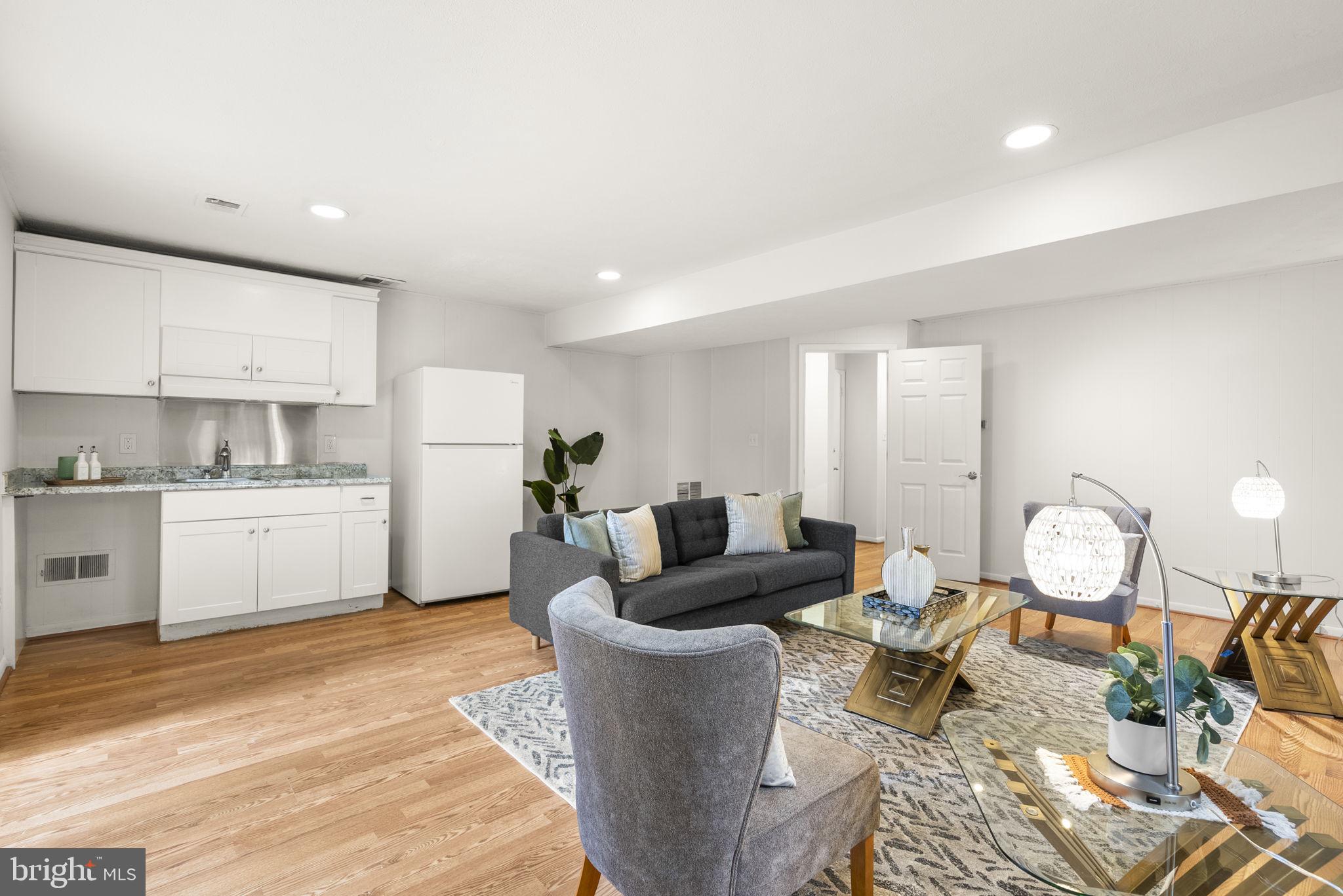 FAIRVIEW ESTATES - Residential