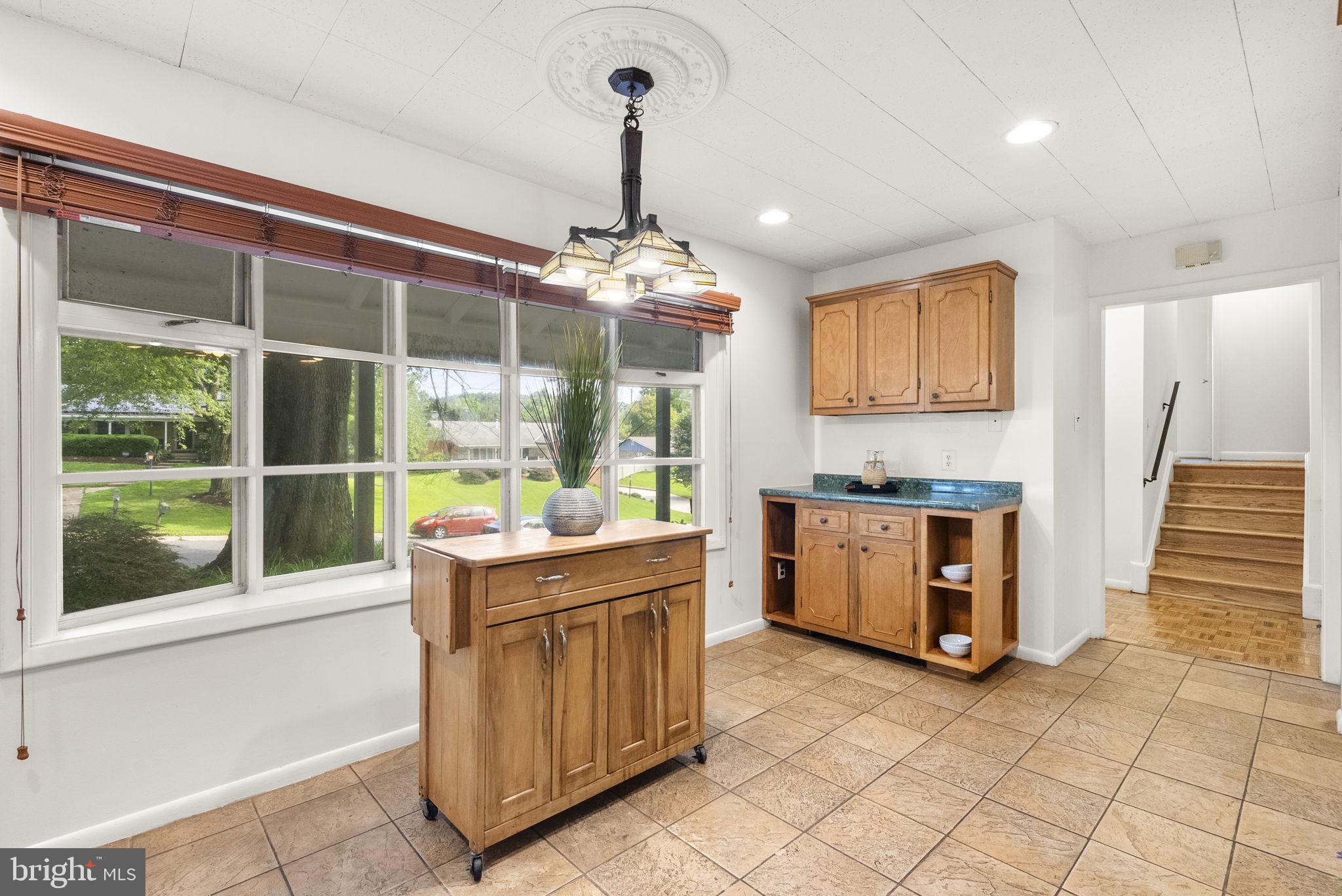 FAIRVIEW ESTATES - Residential