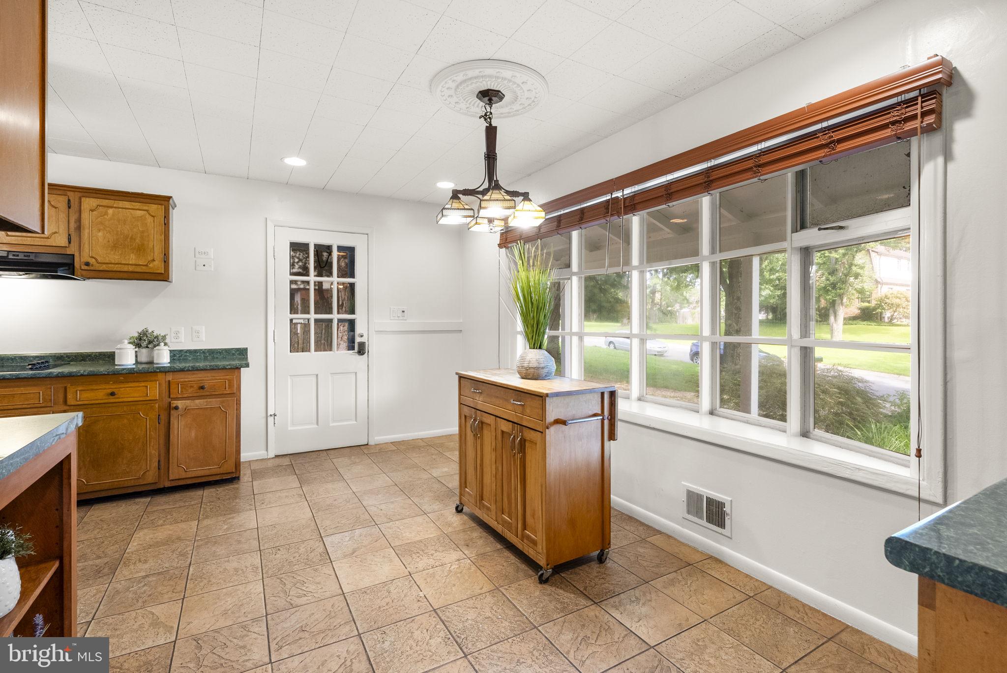 FAIRVIEW ESTATES - Residential