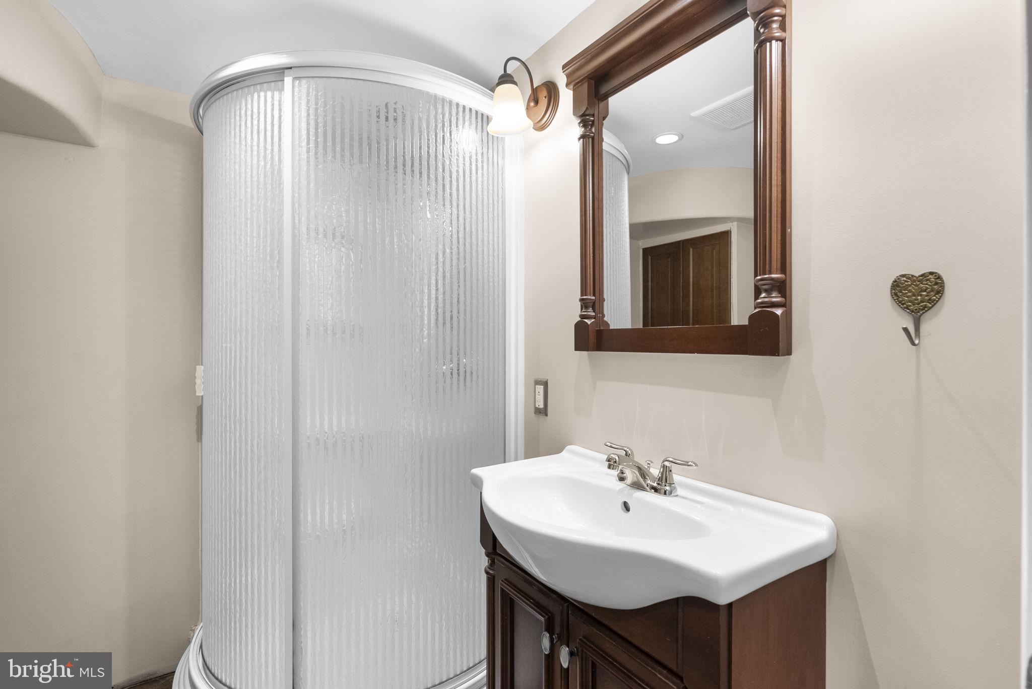 FAIRVIEW ESTATES - Residential