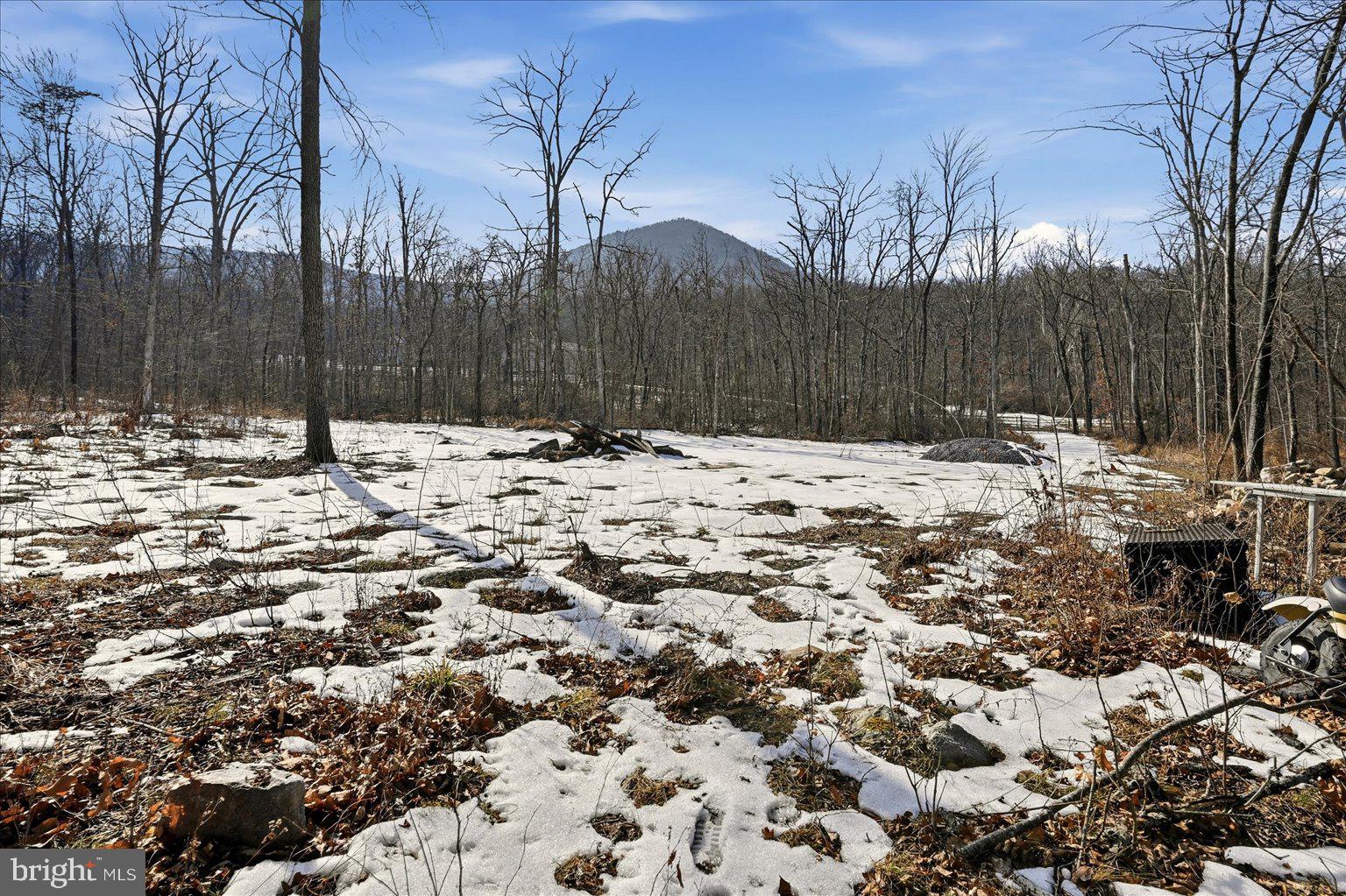 STONEY MOUNTAIN ESTATES - Land