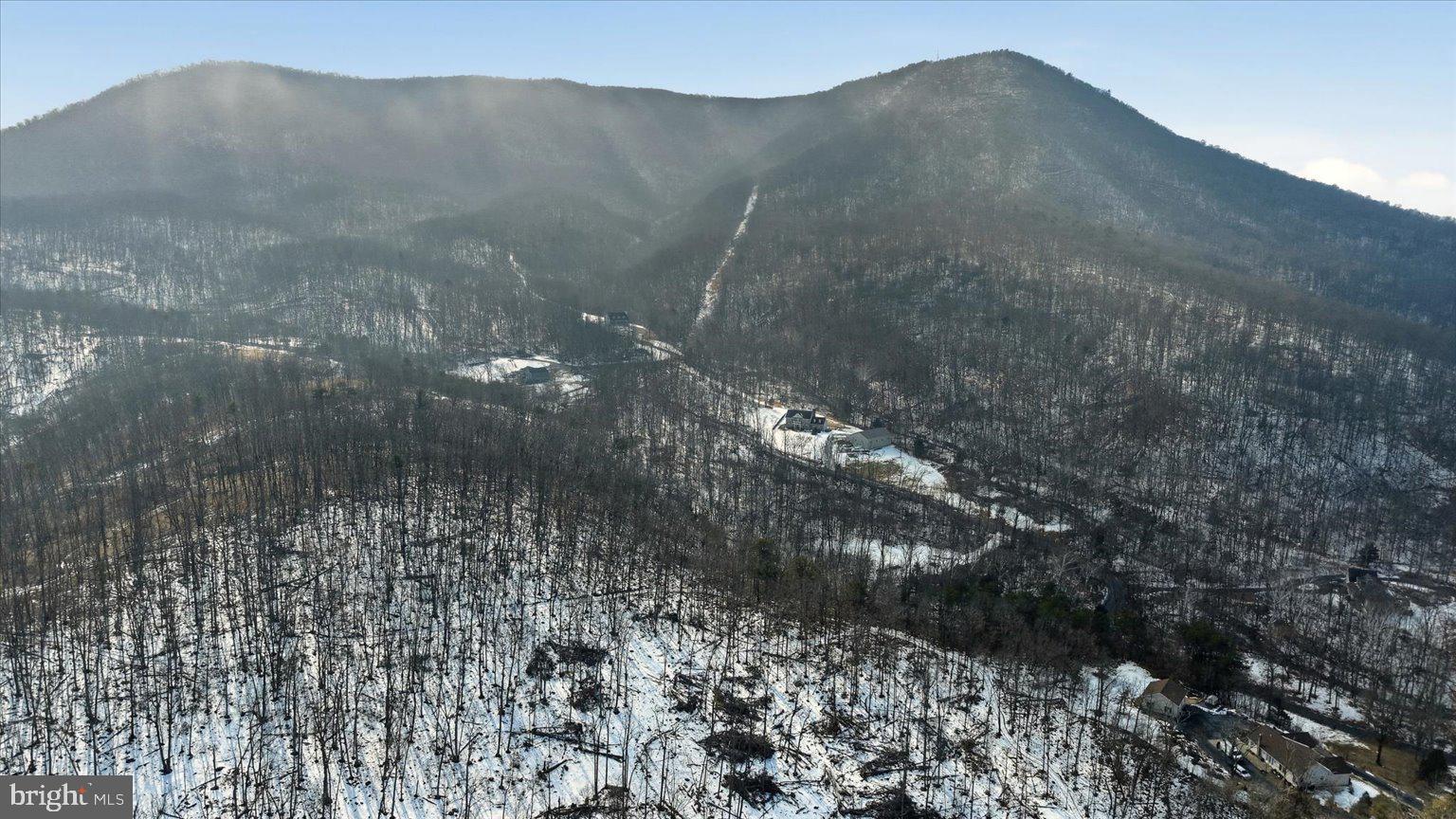 STONEY MOUNTAIN ESTATES - Land