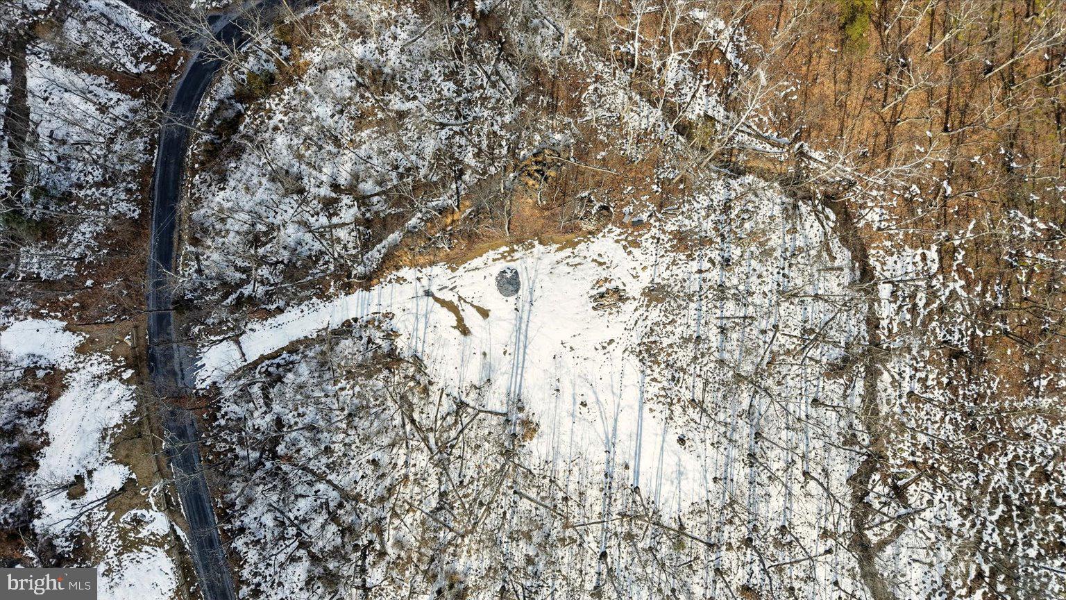 STONEY MOUNTAIN ESTATES - Land