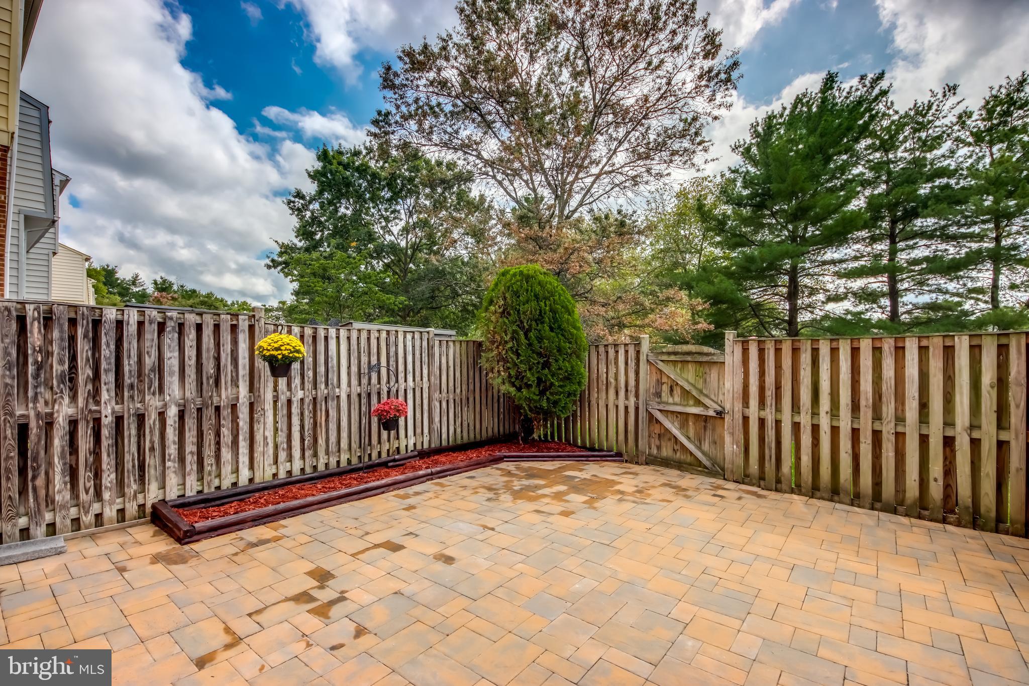 FRANCONIA COMMONS - Residential