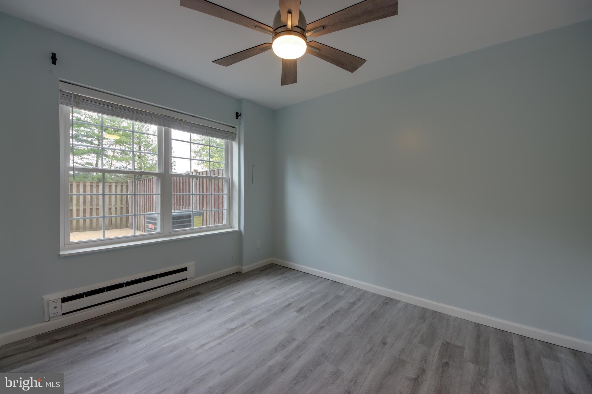 FRANCONIA COMMONS - Residential