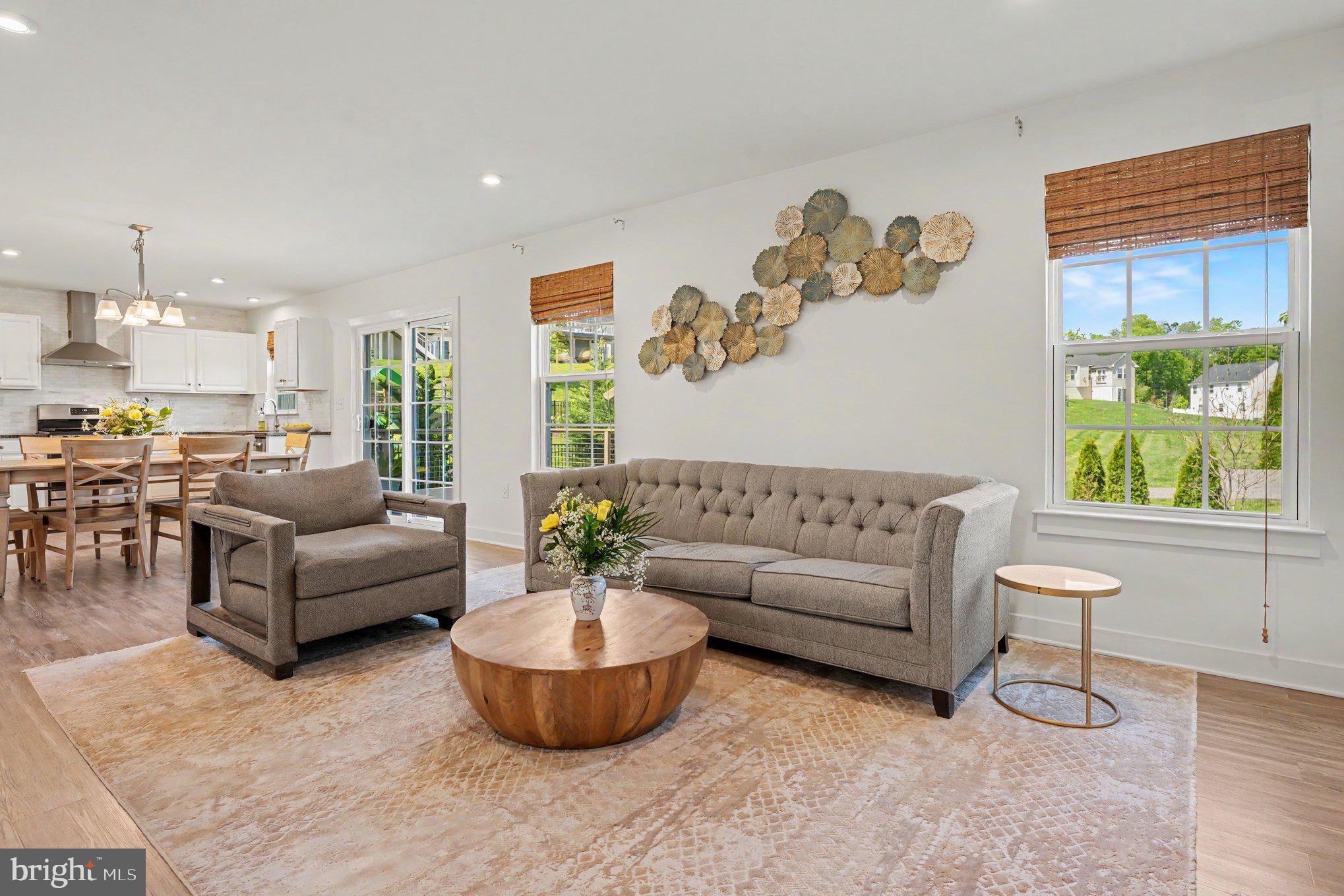 HANOVER POINTE - Residential