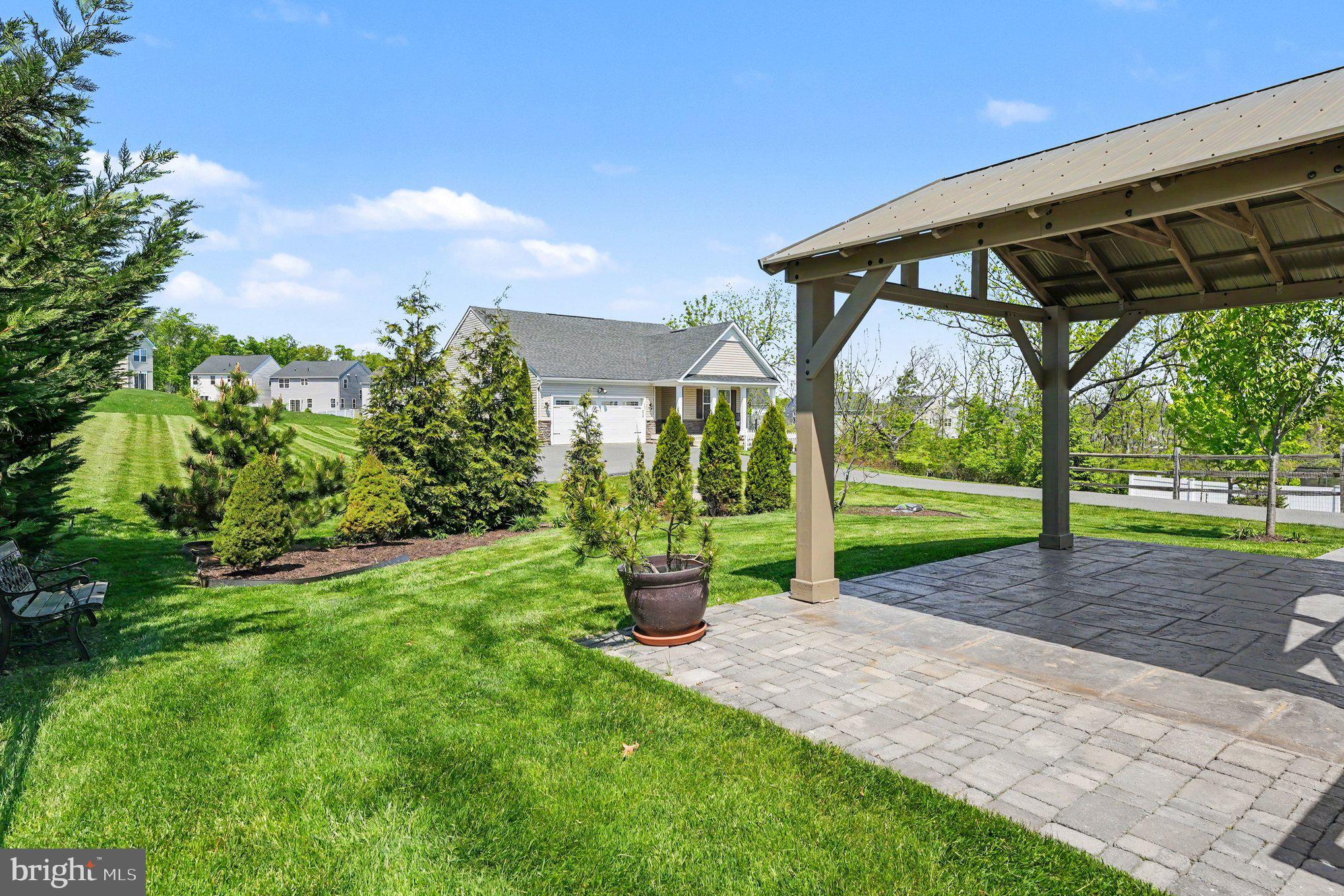HANOVER POINTE - Residential