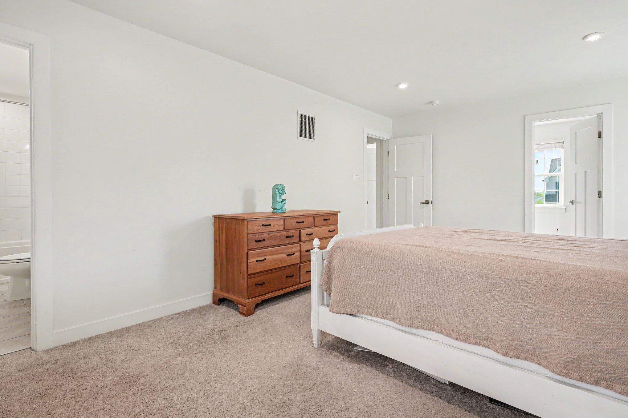 HANOVER POINTE - Residential