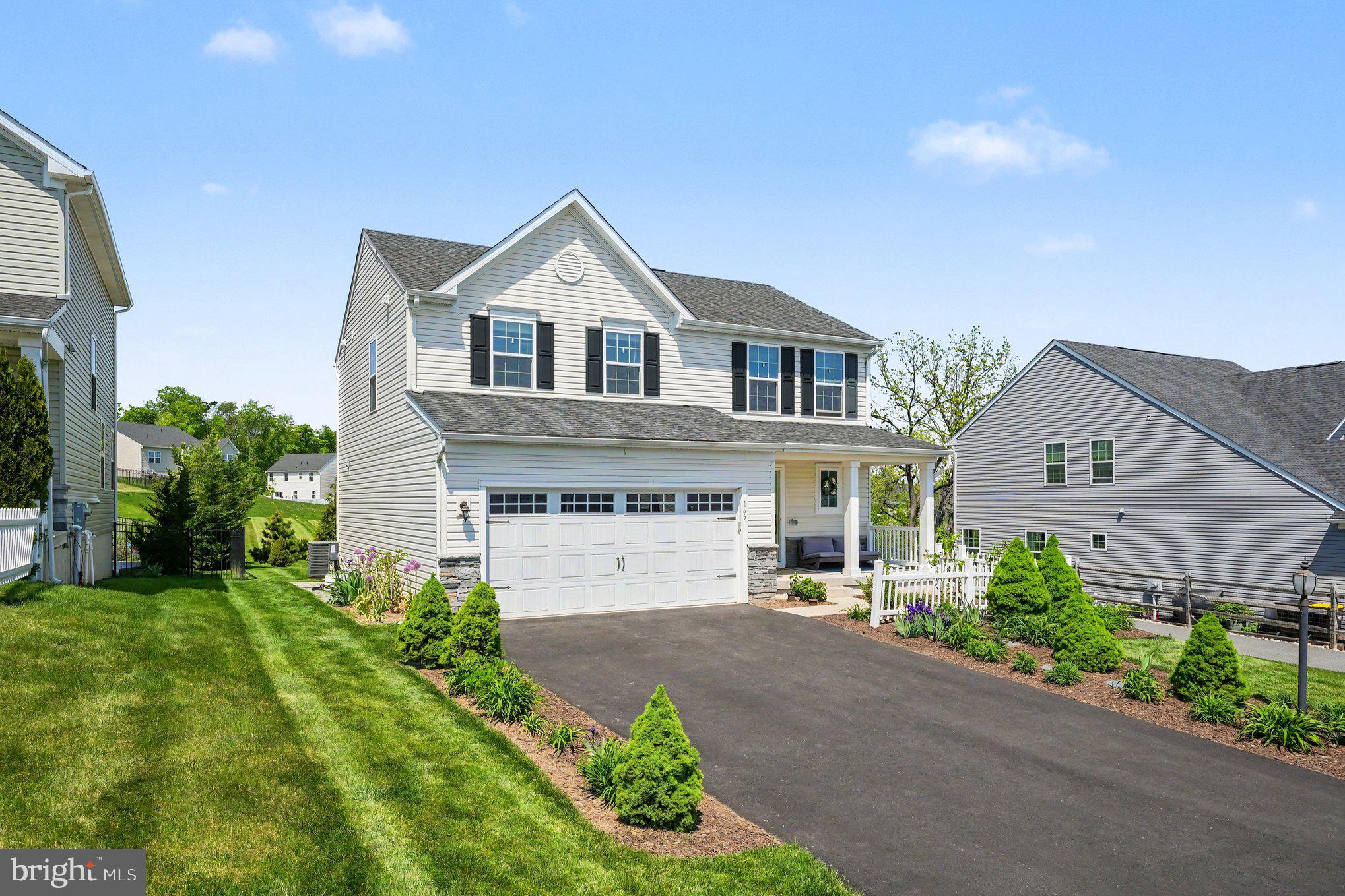 HANOVER POINTE - Residential