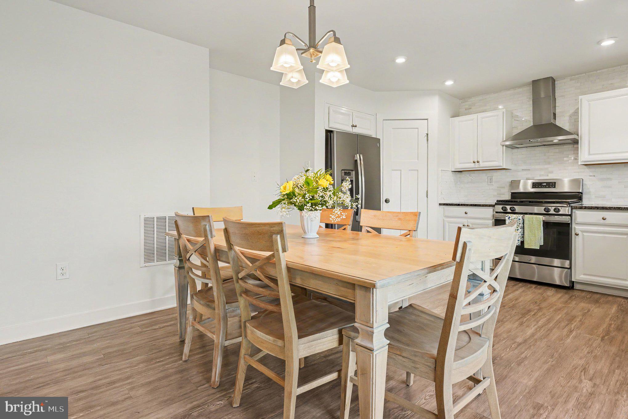 HANOVER POINTE - Residential