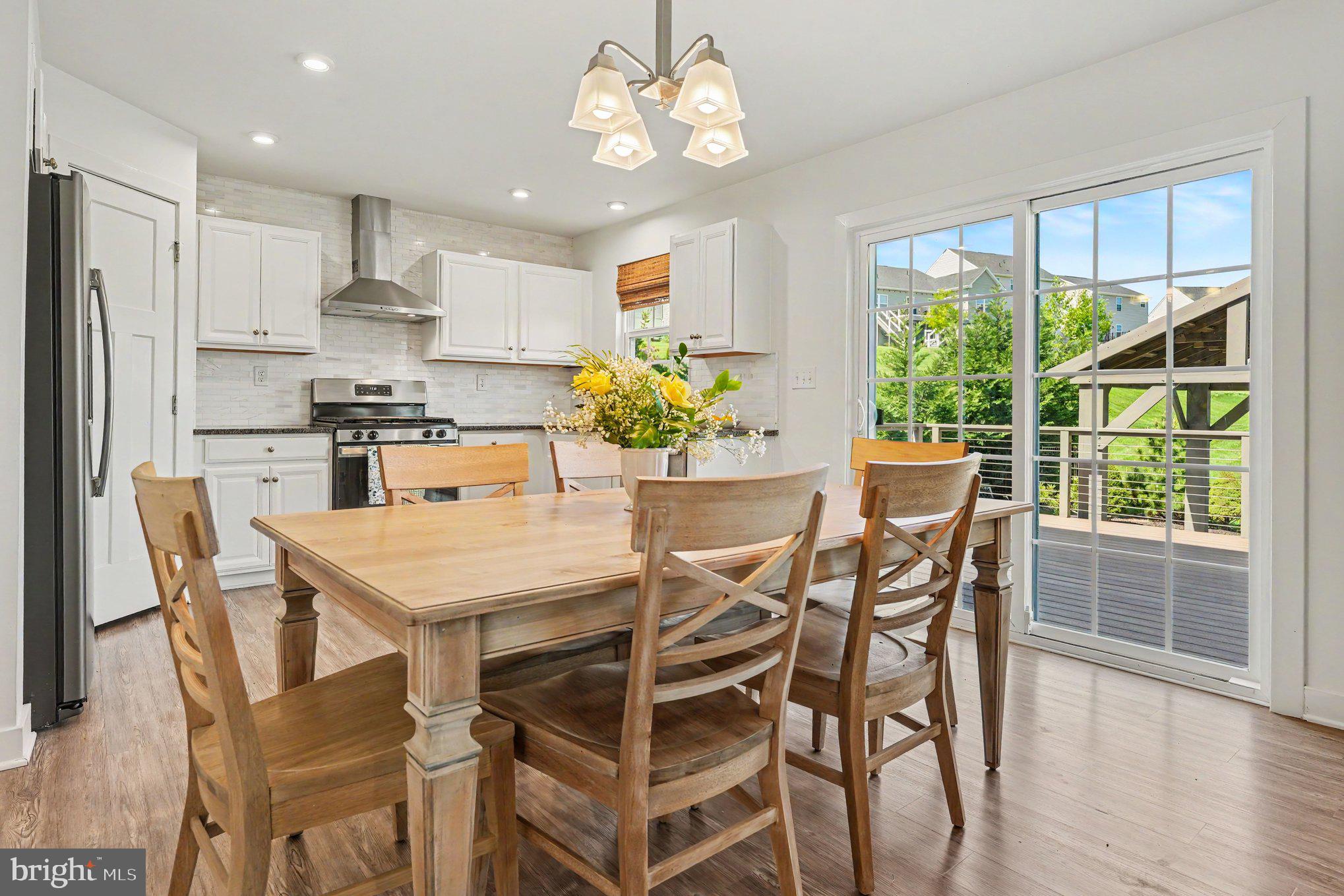 HANOVER POINTE - Residential