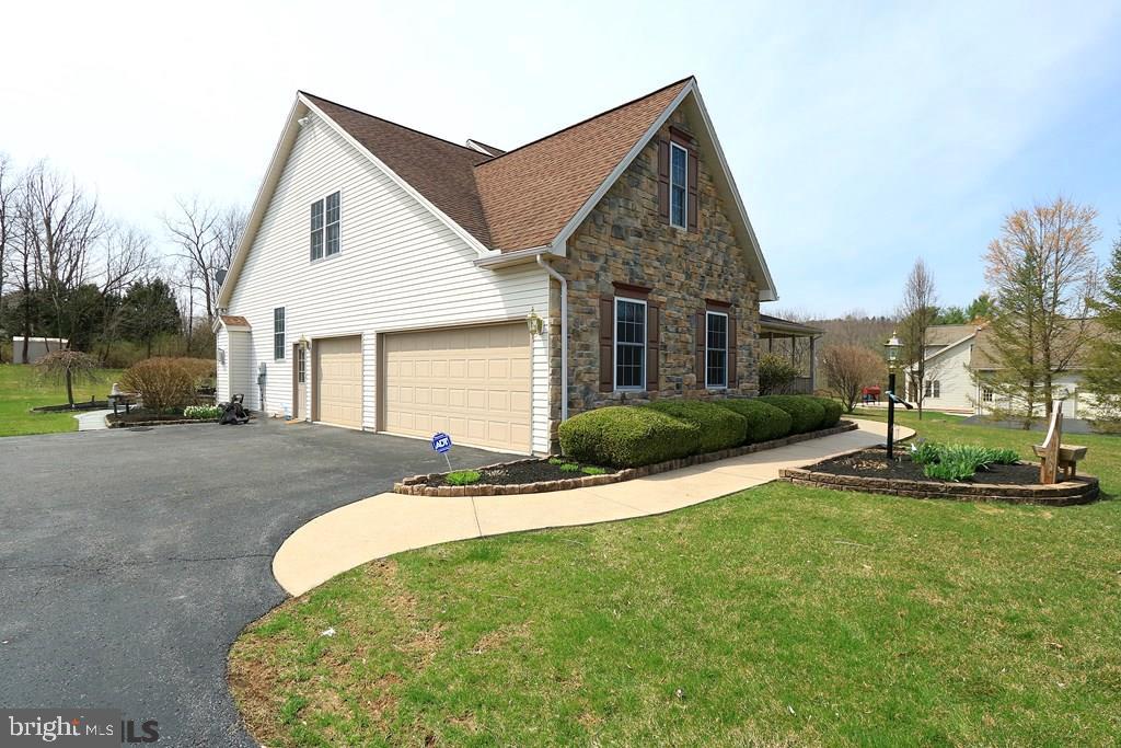 FERNE HOLLOW - Residential