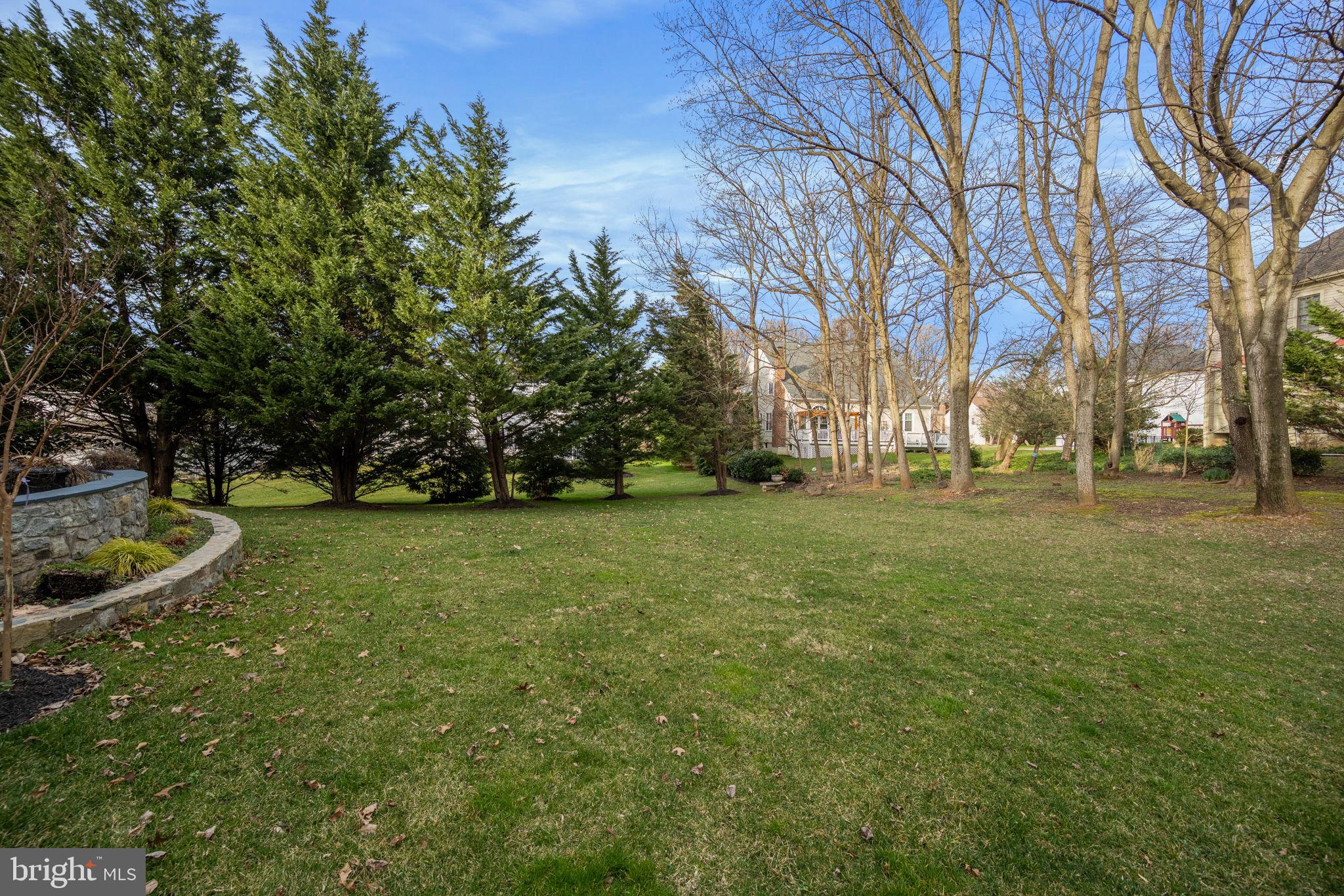 SHERWOOD FOREST - Residential