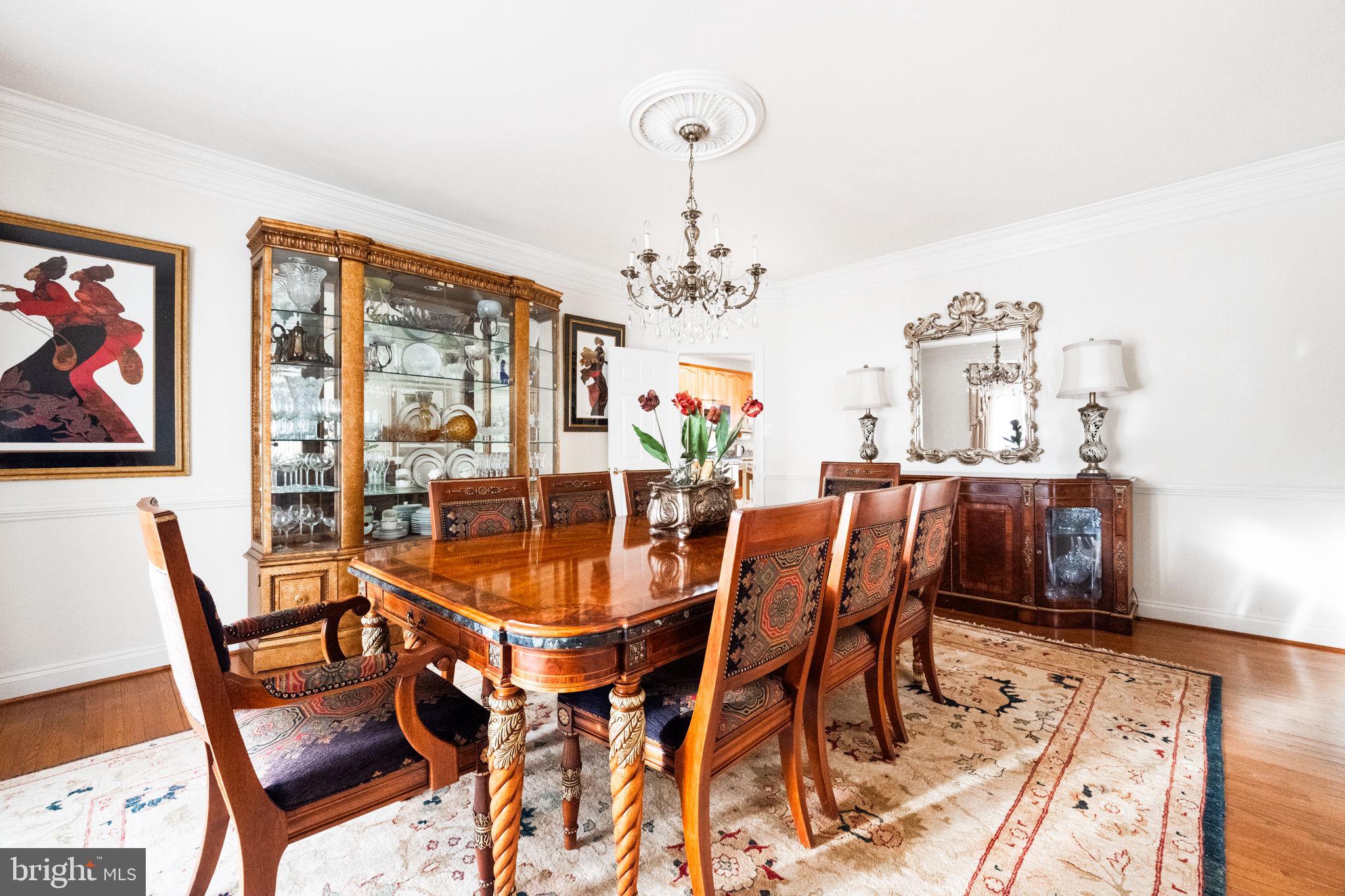 SHERWOOD FOREST - Residential