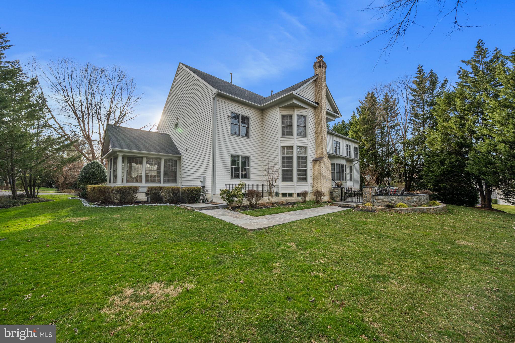 SHERWOOD FOREST - Residential