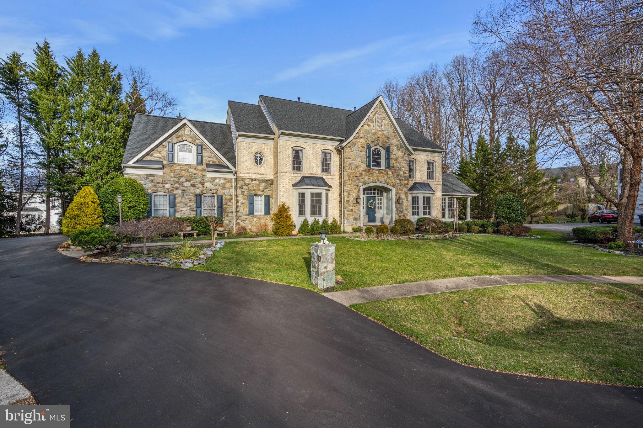 SHERWOOD FOREST - Residential