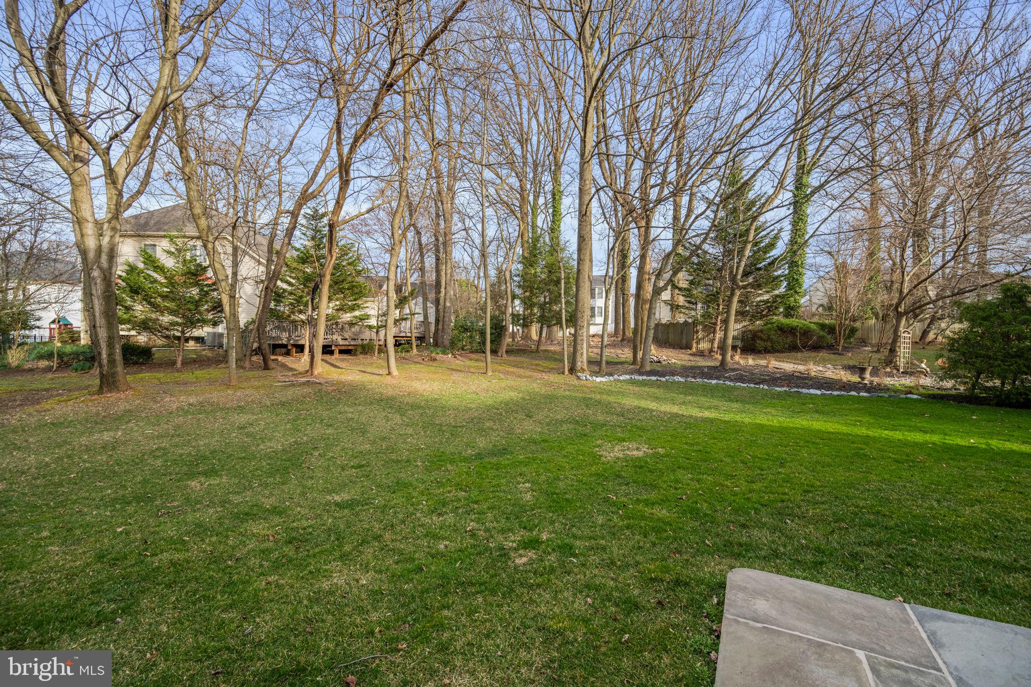 SHERWOOD FOREST - Residential