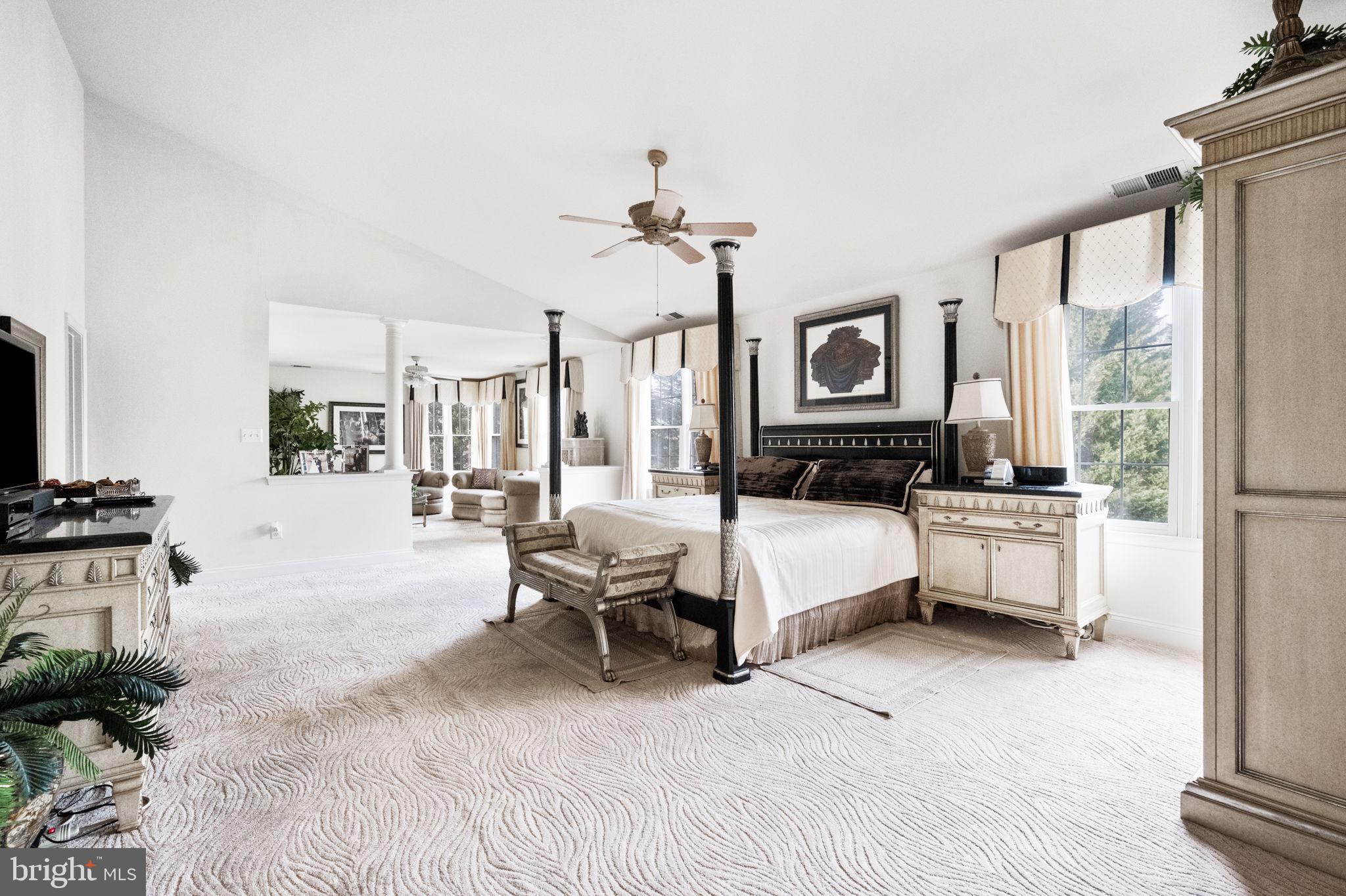 SHERWOOD FOREST - Residential