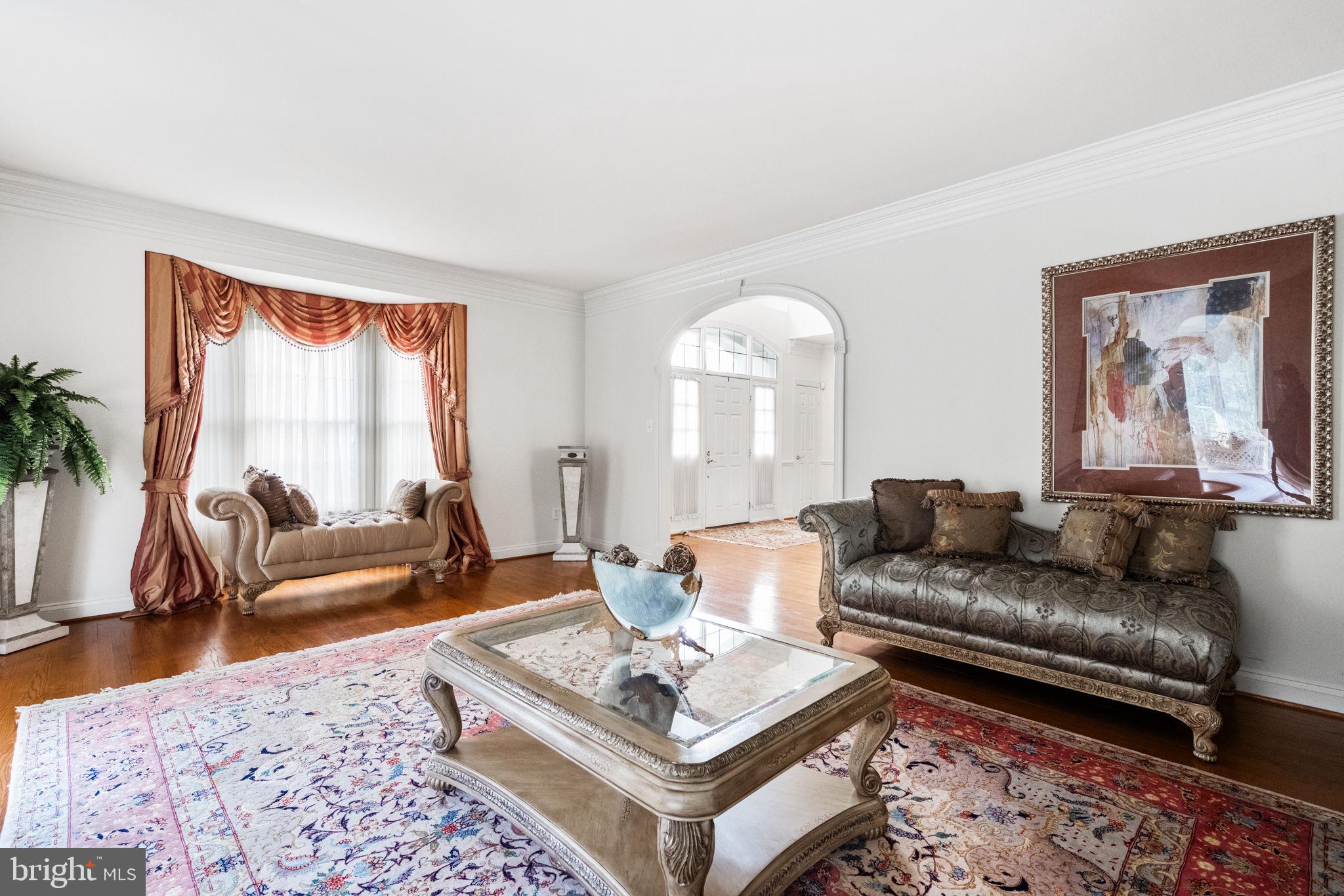 SHERWOOD FOREST - Residential