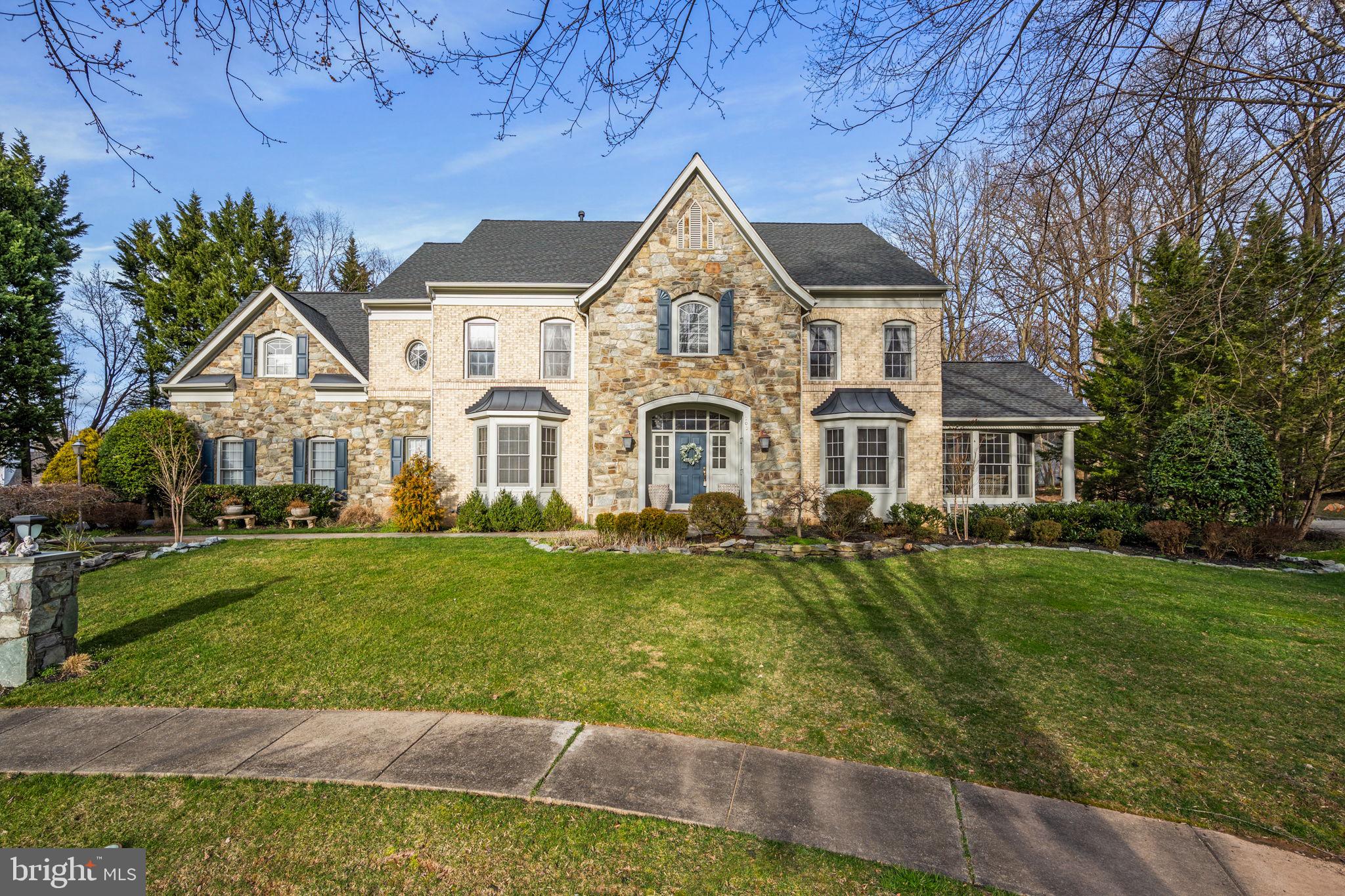 SHERWOOD FOREST - Residential