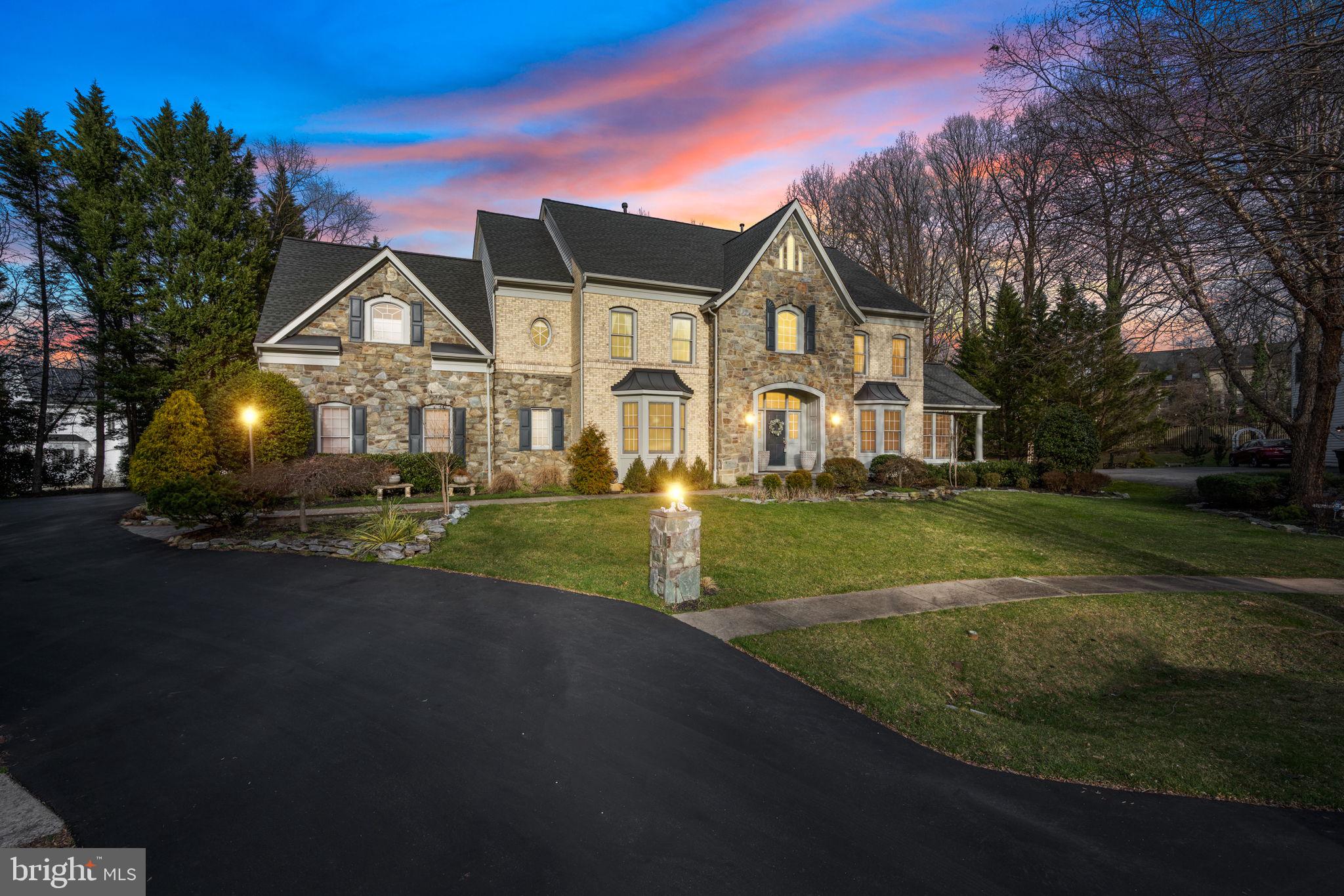 SHERWOOD FOREST - Residential