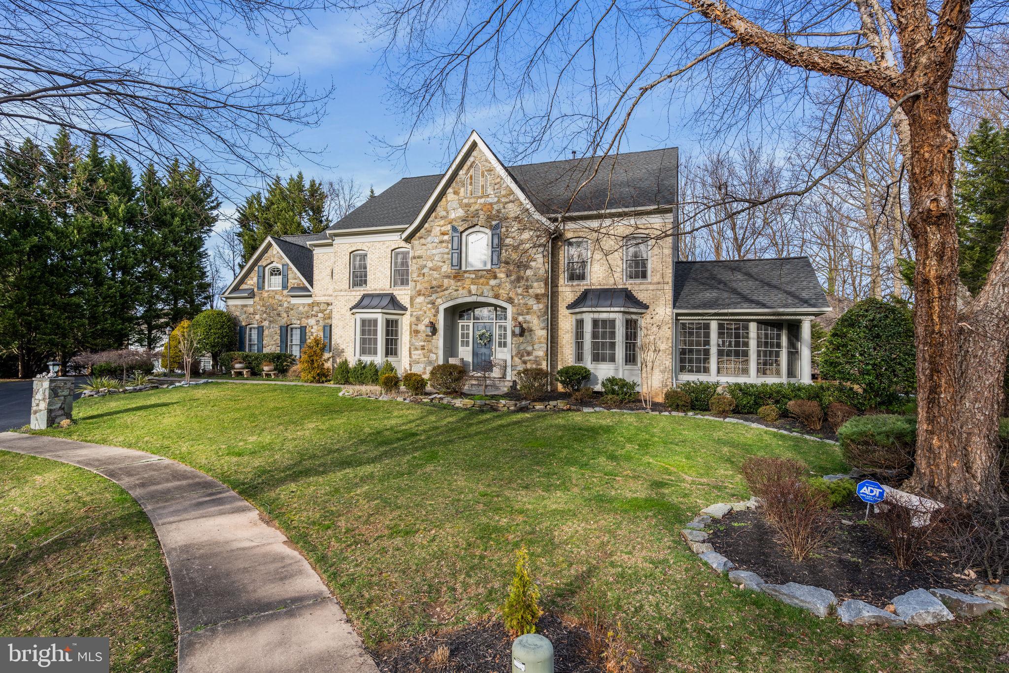 SHERWOOD FOREST - Residential