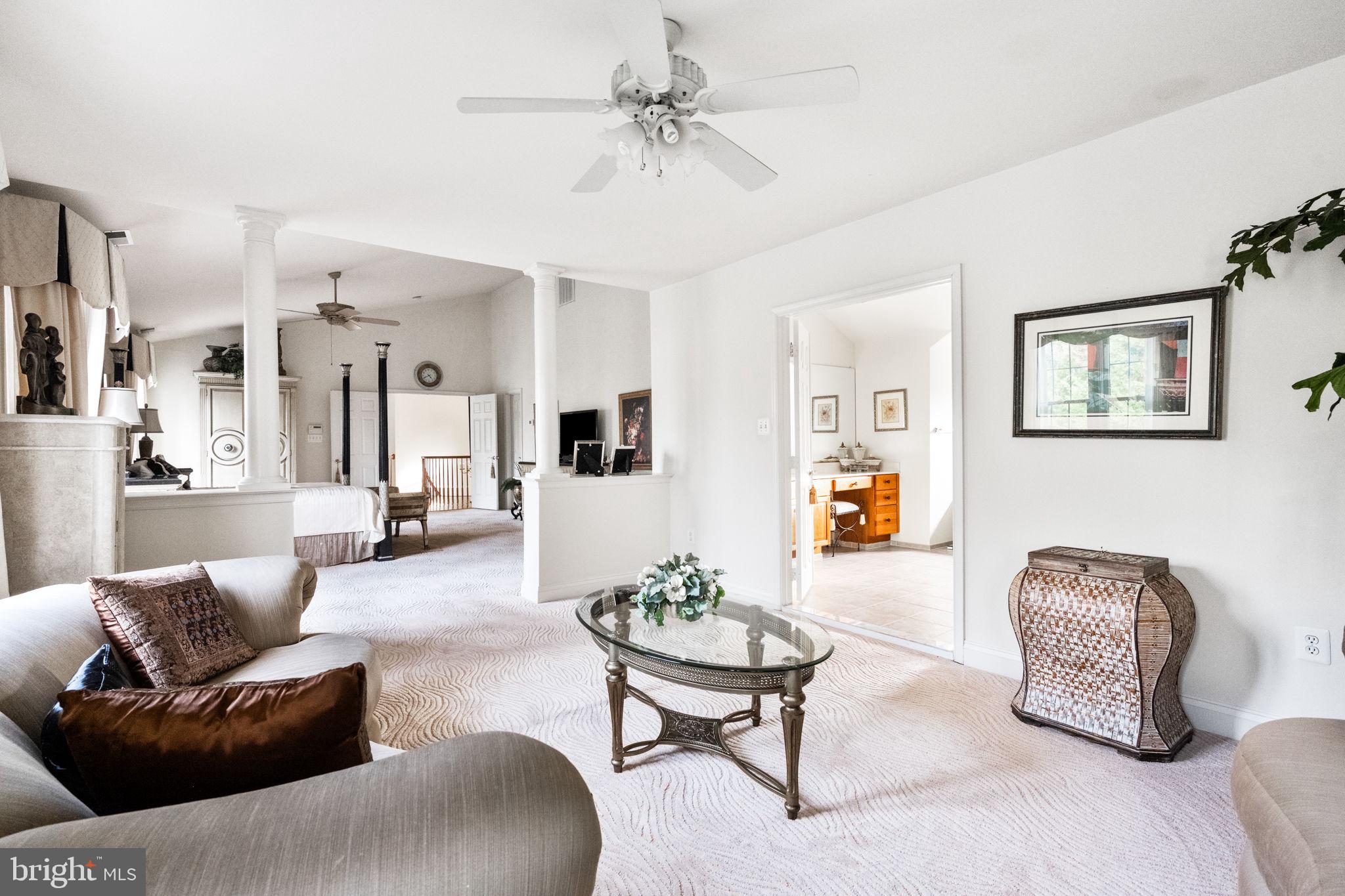 SHERWOOD FOREST - Residential