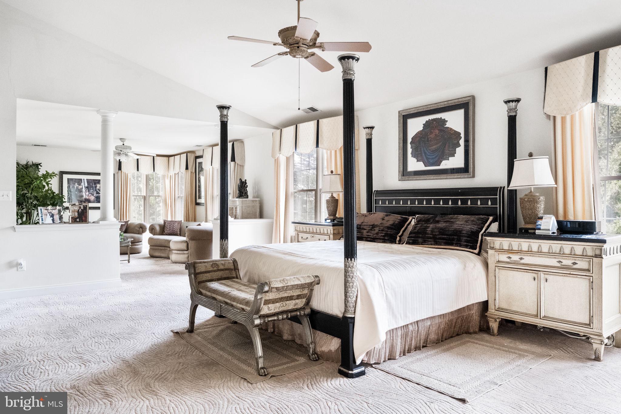 SHERWOOD FOREST - Residential